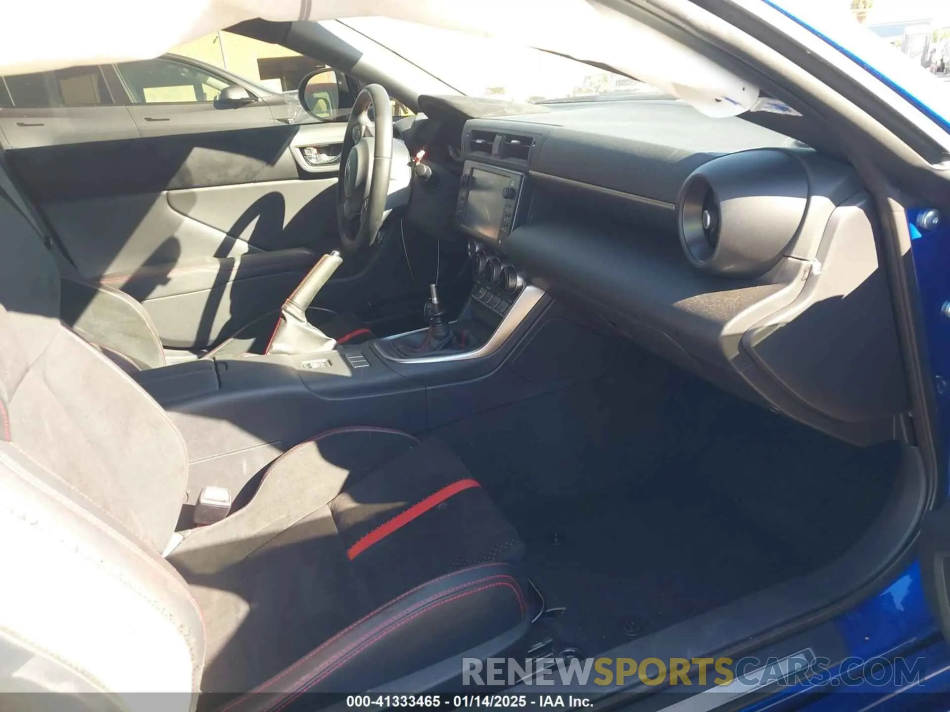 5 fotografías del automóvil dañado JF1ZDBE12P9703183 SUBARU BRZ 2023