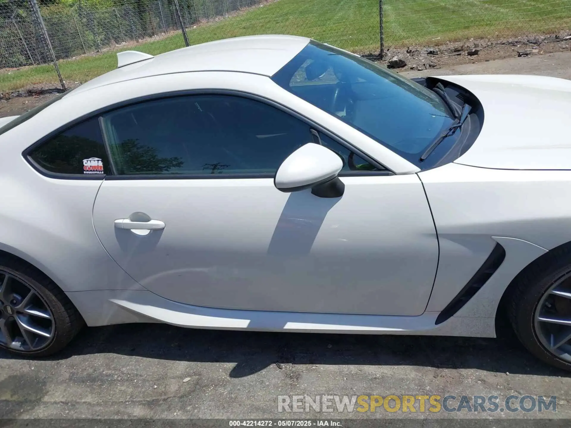 13 fotografías del automóvil dañado JF1ZDBE14P9703766 SUBARU BRZ 2023