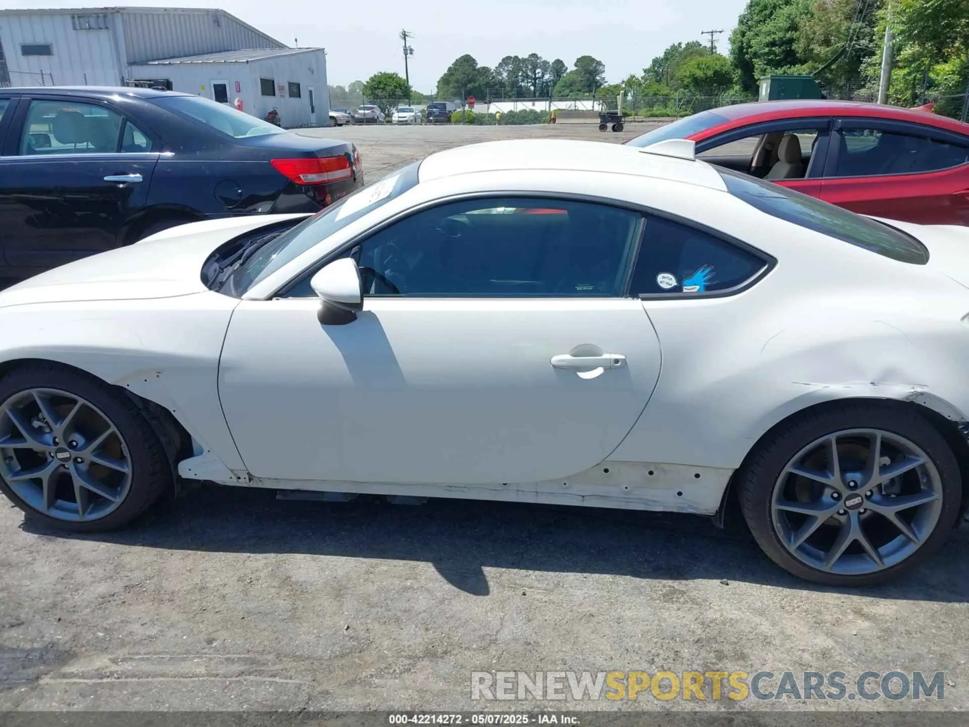 14 fotografías del automóvil dañado JF1ZDBE14P9703766 SUBARU BRZ 2023