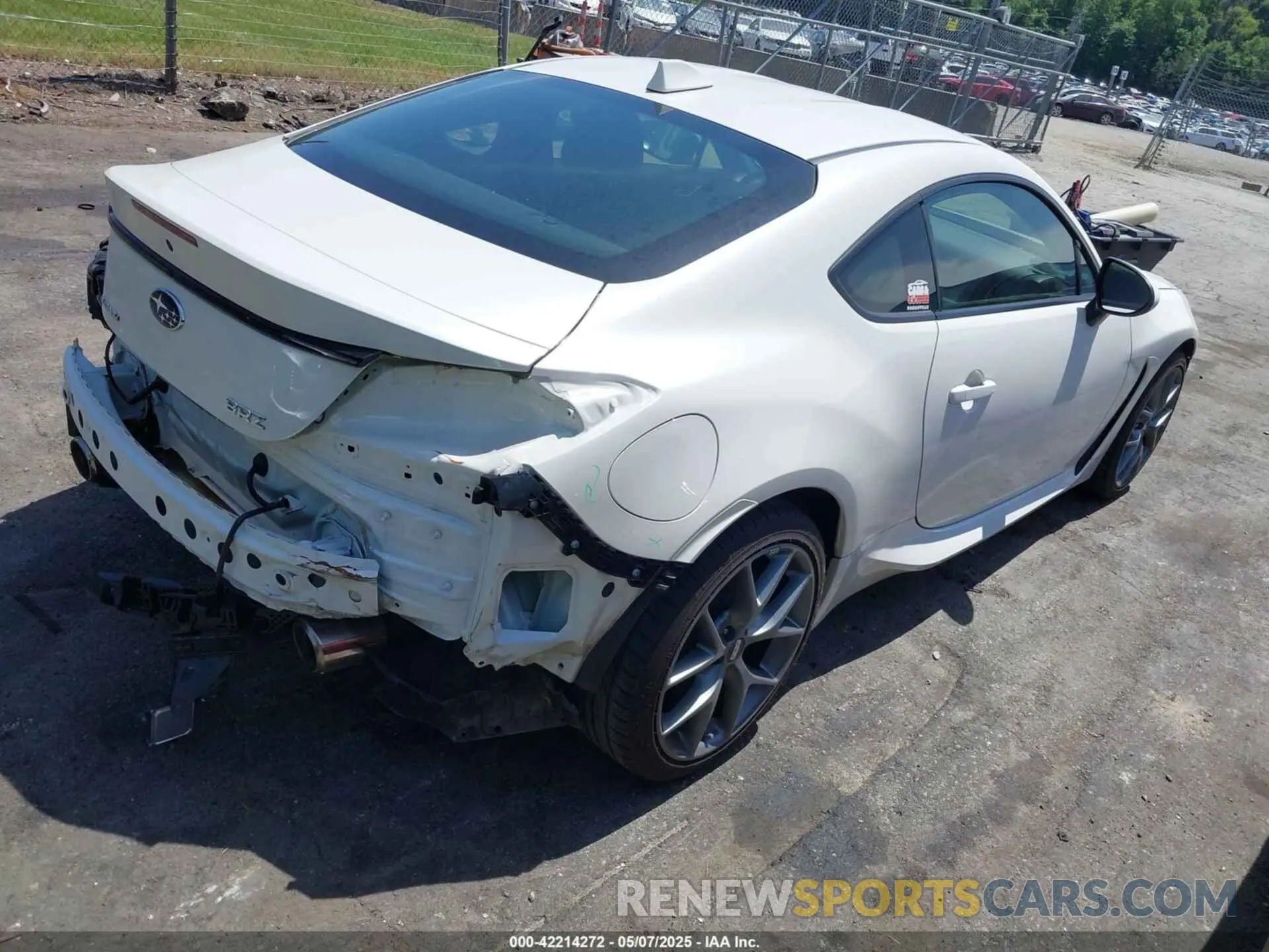 4 fotografías del automóvil dañado JF1ZDBE14P9703766 SUBARU BRZ 2023