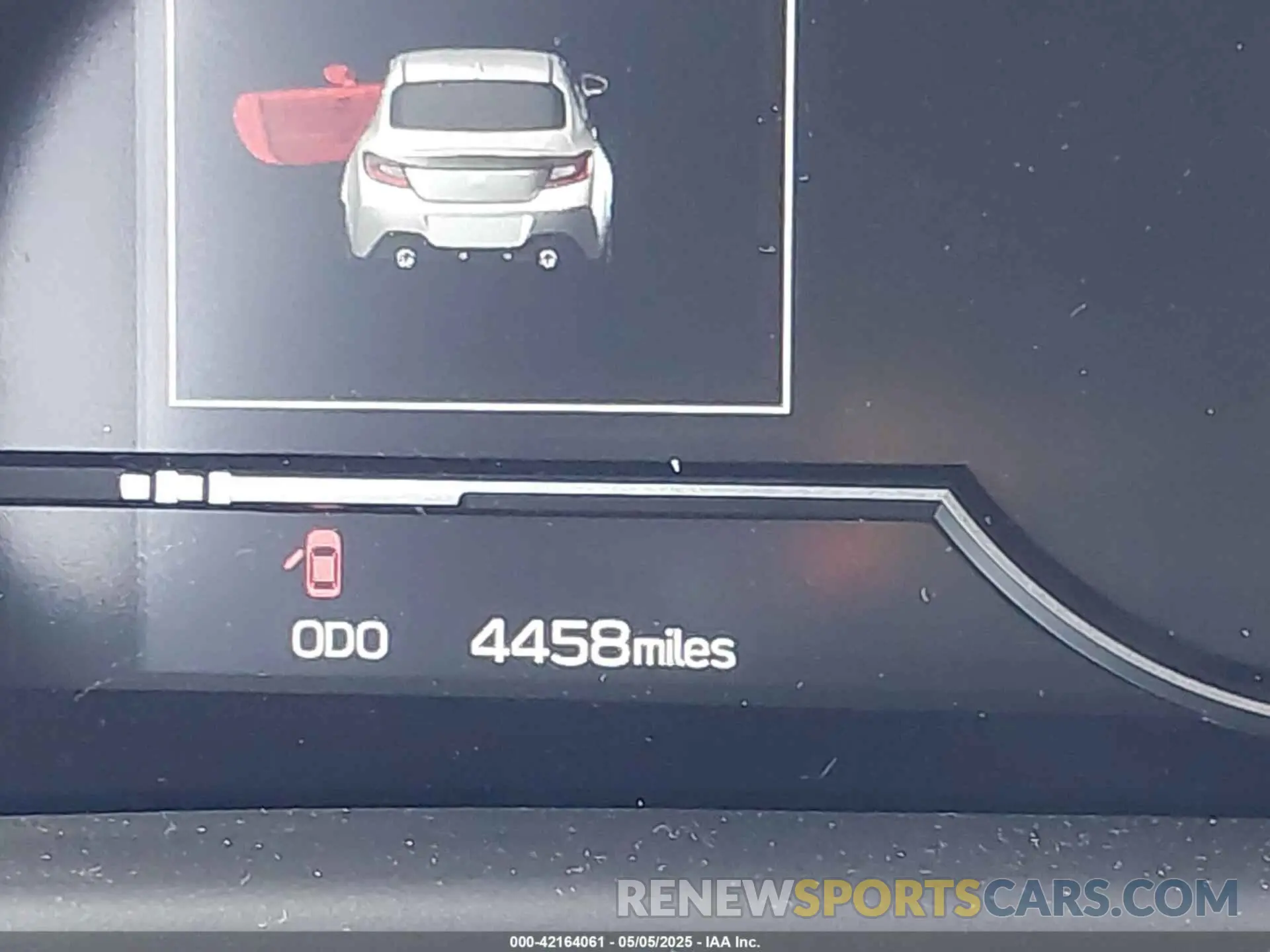 15 fotografías del automóvil dañado JF1ZDBE19R9702440 SUBARU BRZ 2024