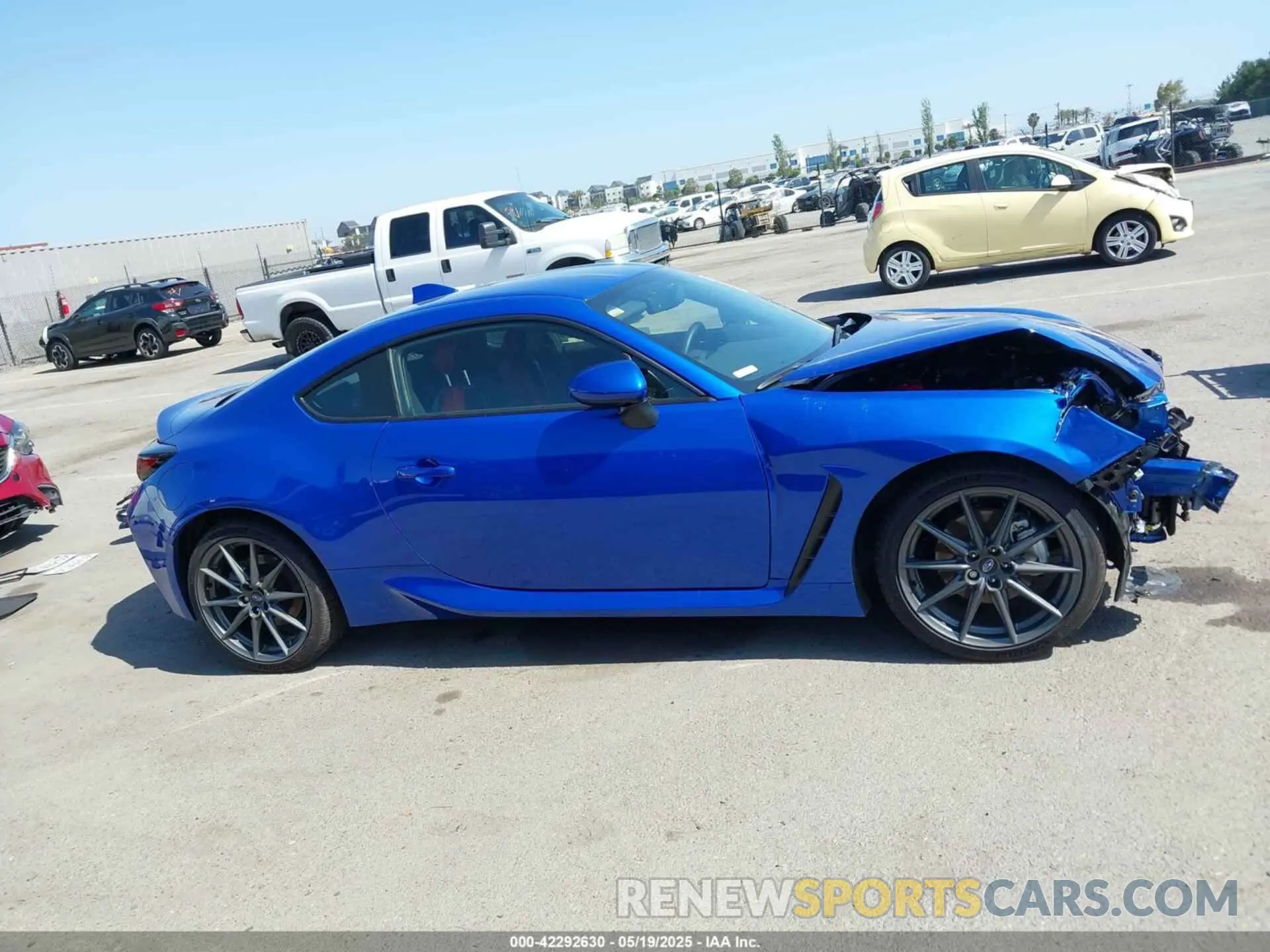 14 fotografías del automóvil dañado JF1ZDBE15S9700917 SUBARU BRZ 2025