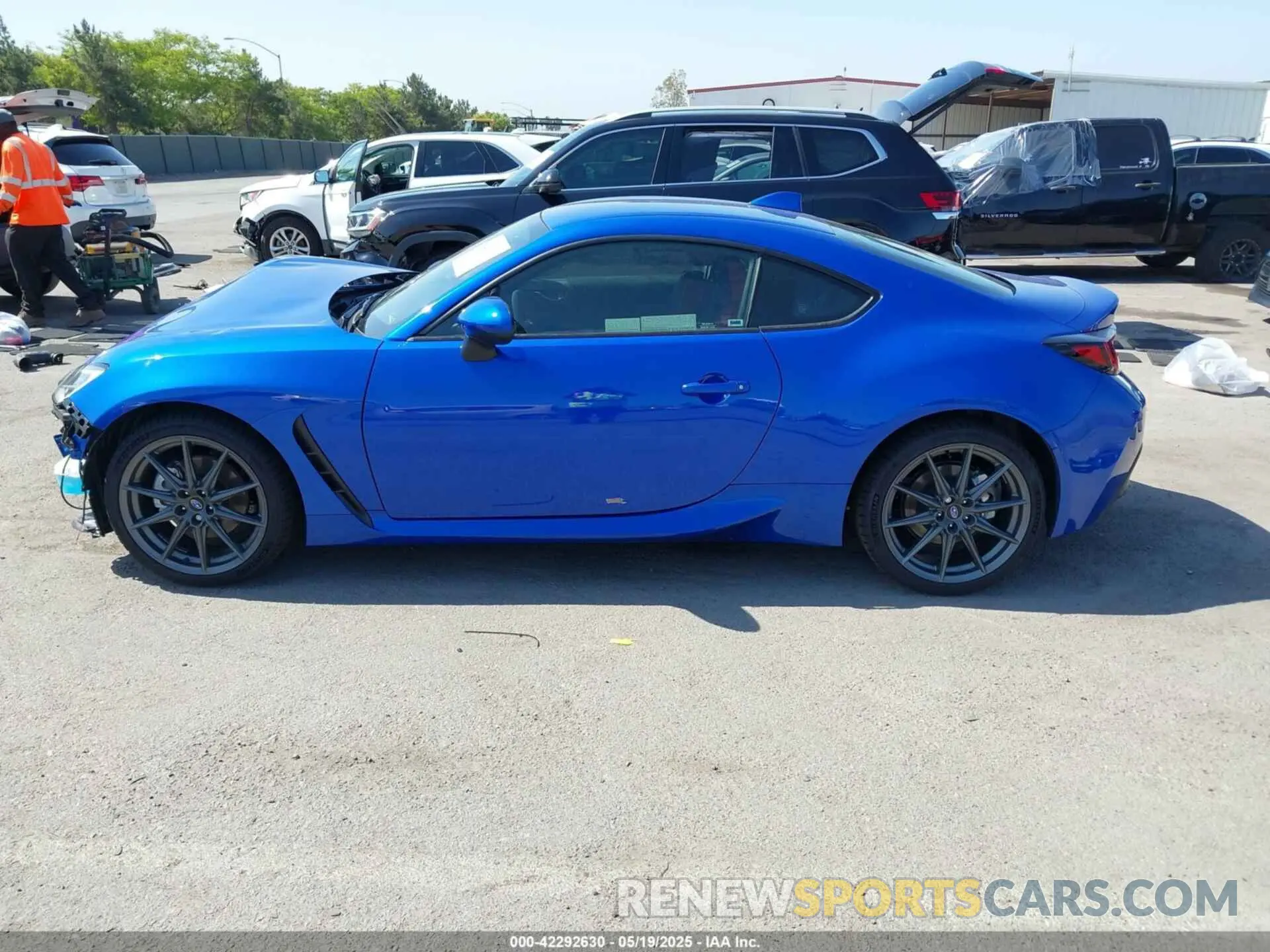 15 fotografías del automóvil dañado JF1ZDBE15S9700917 SUBARU BRZ 2025