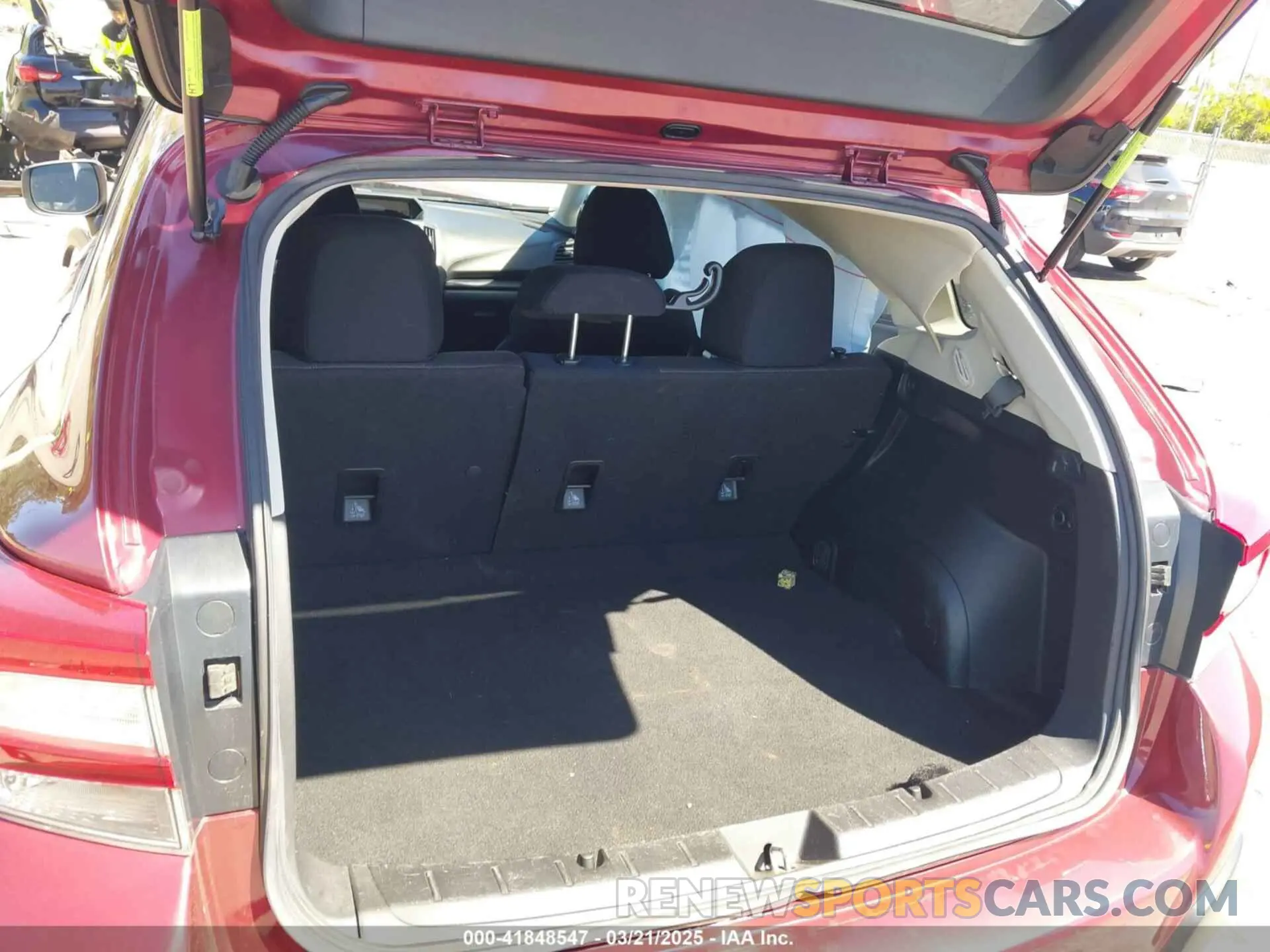 19 fotografías del automóvil dañado JF2GTABCXKH313713 SUBARU CROSSTREK 2019
