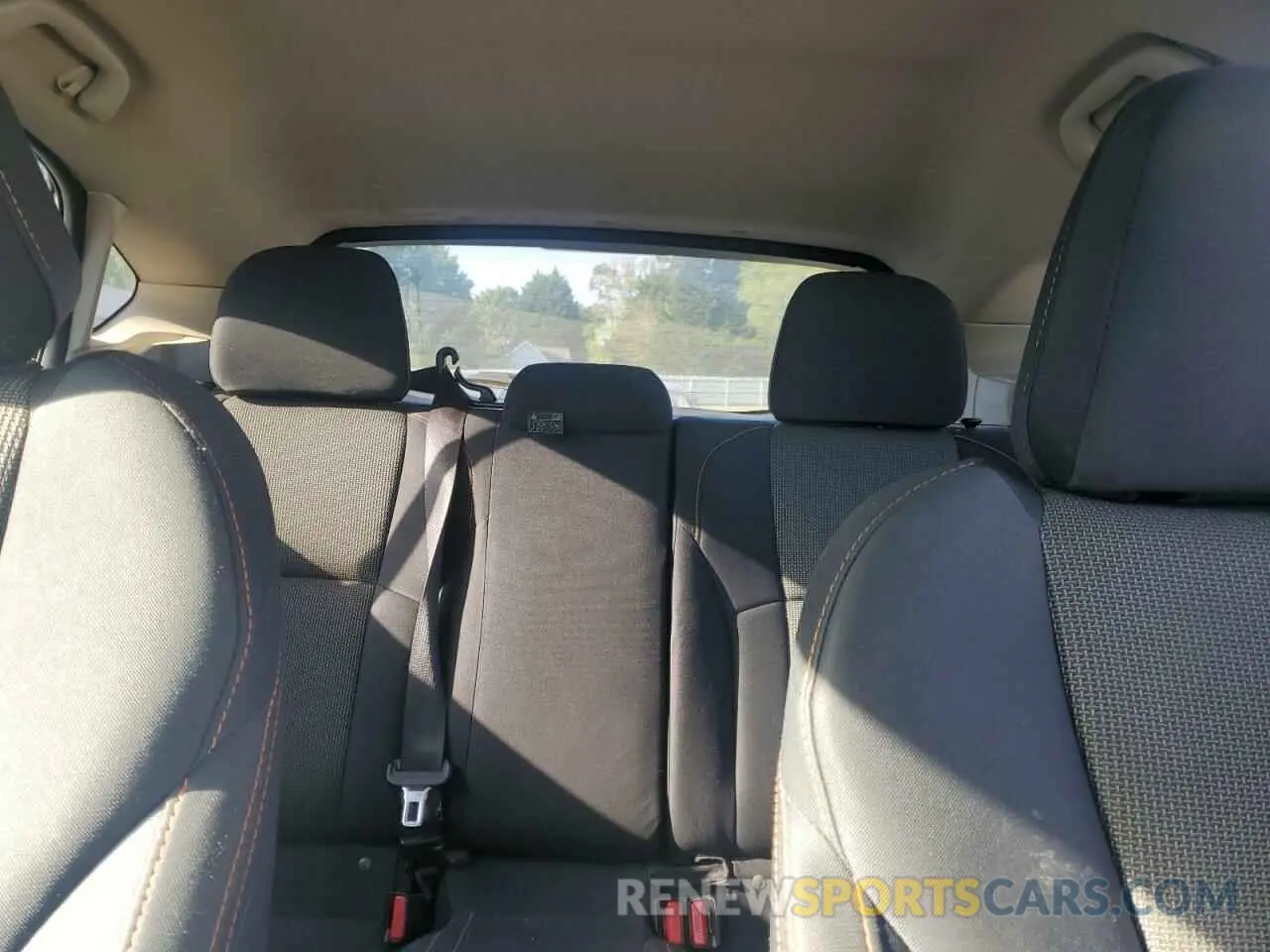 10 fotografías del automóvil dañado JF2GTACC8K8242123 SUBARU CROSSTREK 2019