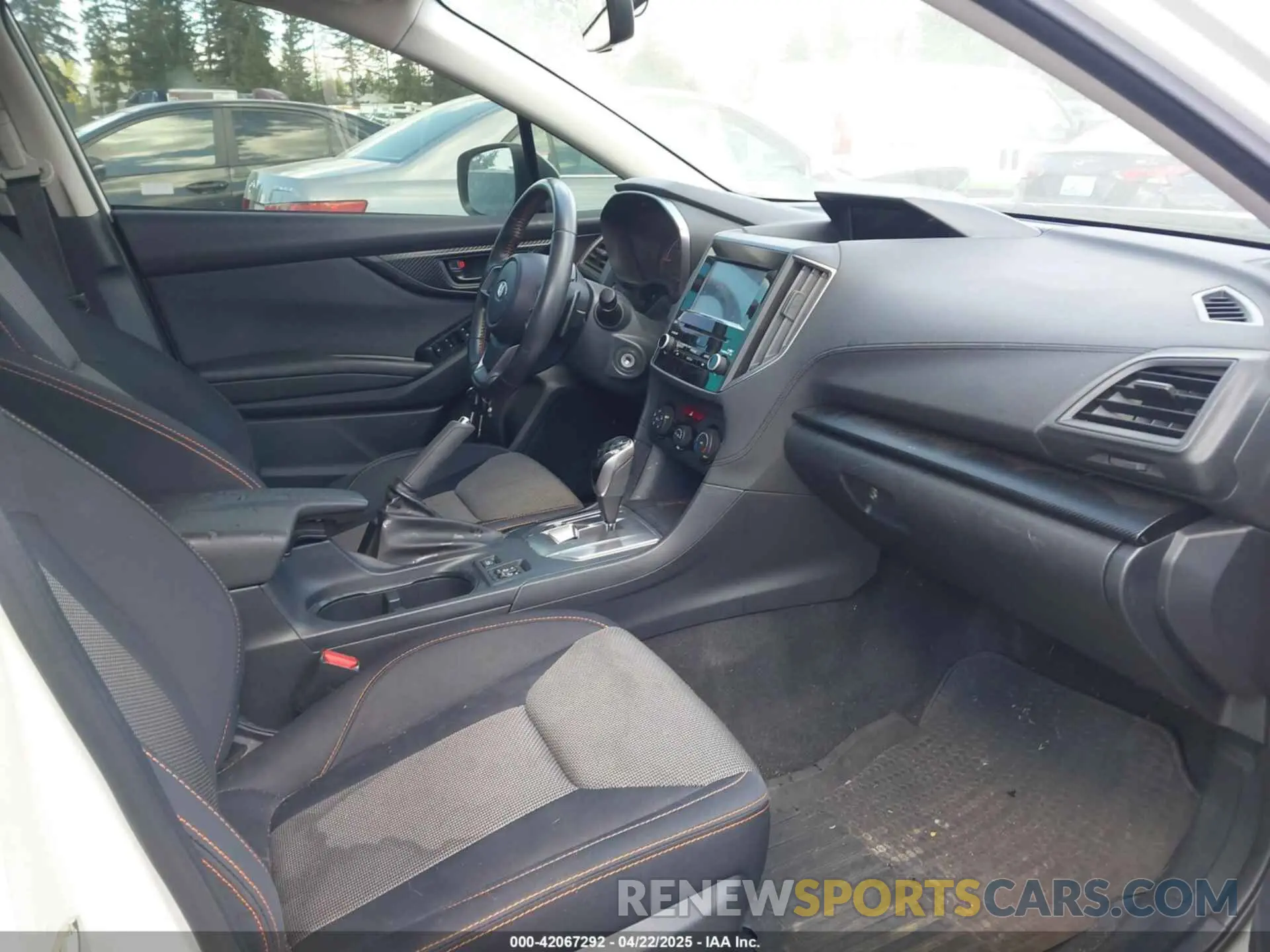 5 fotografías del automóvil dañado JF2GTADC8KH317207 SUBARU CROSSTREK 2019