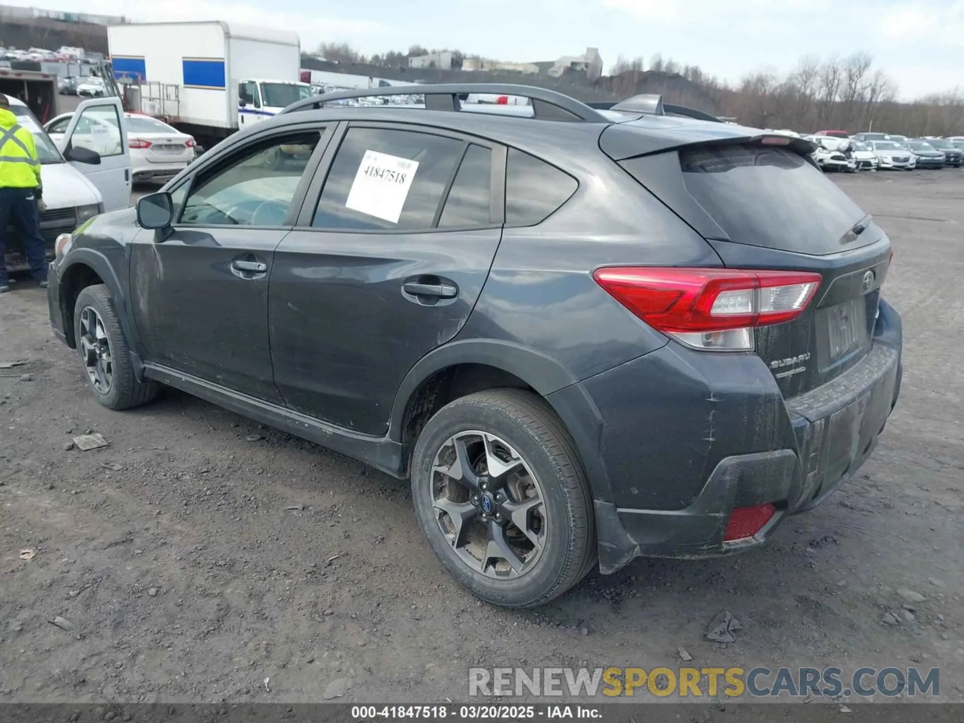 3 fotografías del automóvil dañado JF2GTAEC0KH317782 SUBARU CROSSTREK 2019