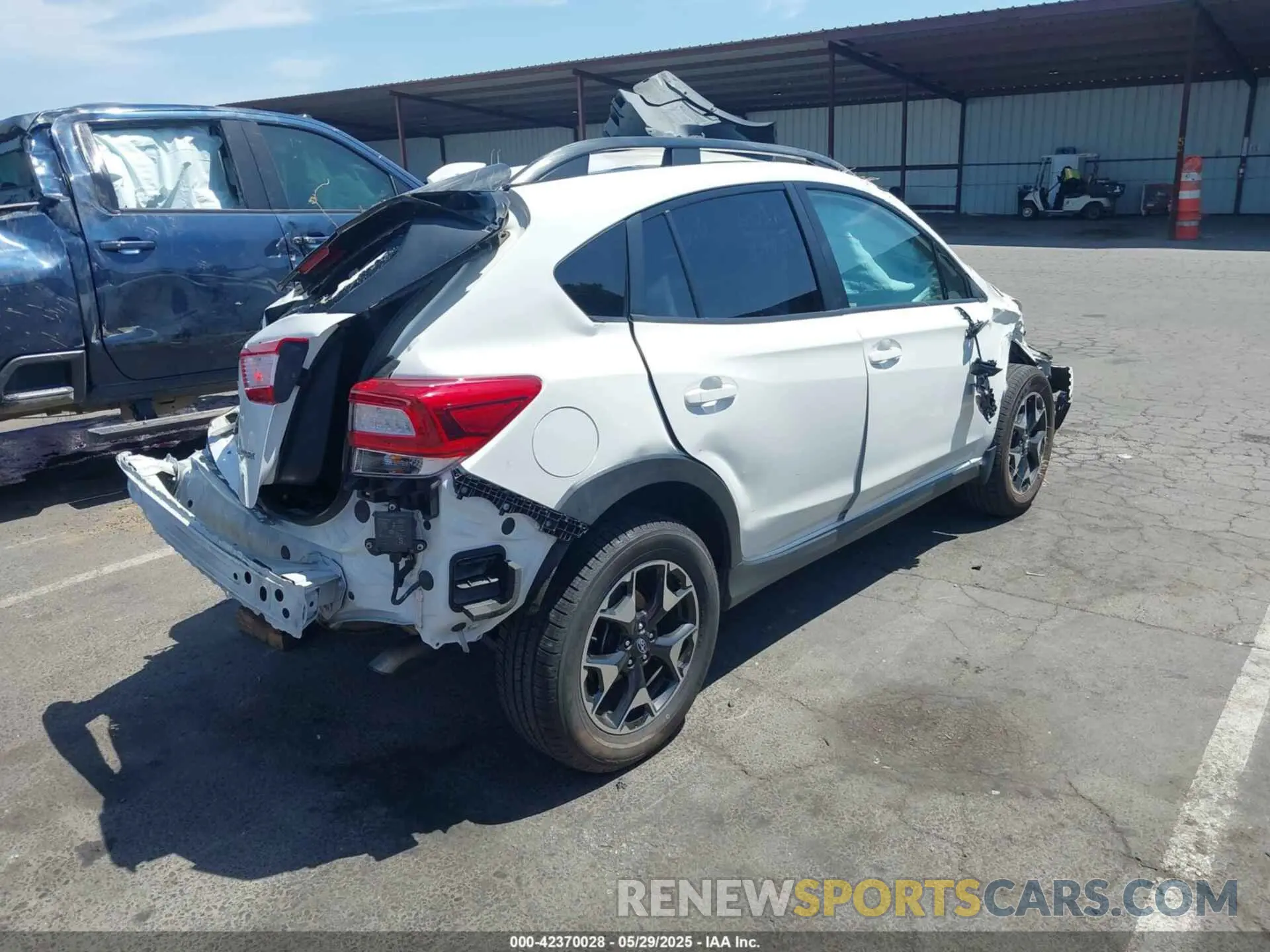 4 fotografías del automóvil dañado JF2GTAEC3KH223220 SUBARU CROSSTREK 2019