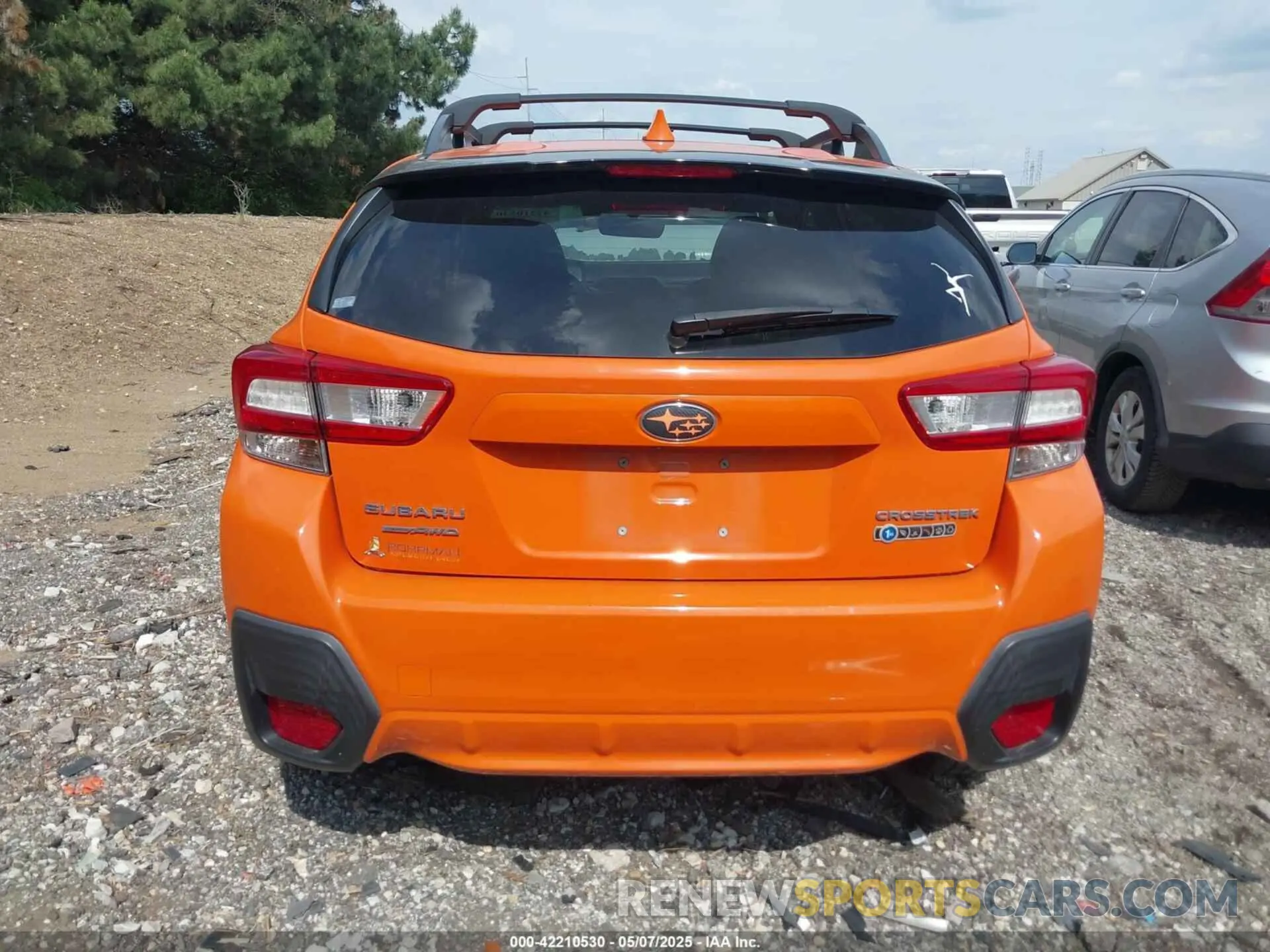 17 fotografías del automóvil dañado JF2GTAEC8KH308053 SUBARU CROSSTREK 2019