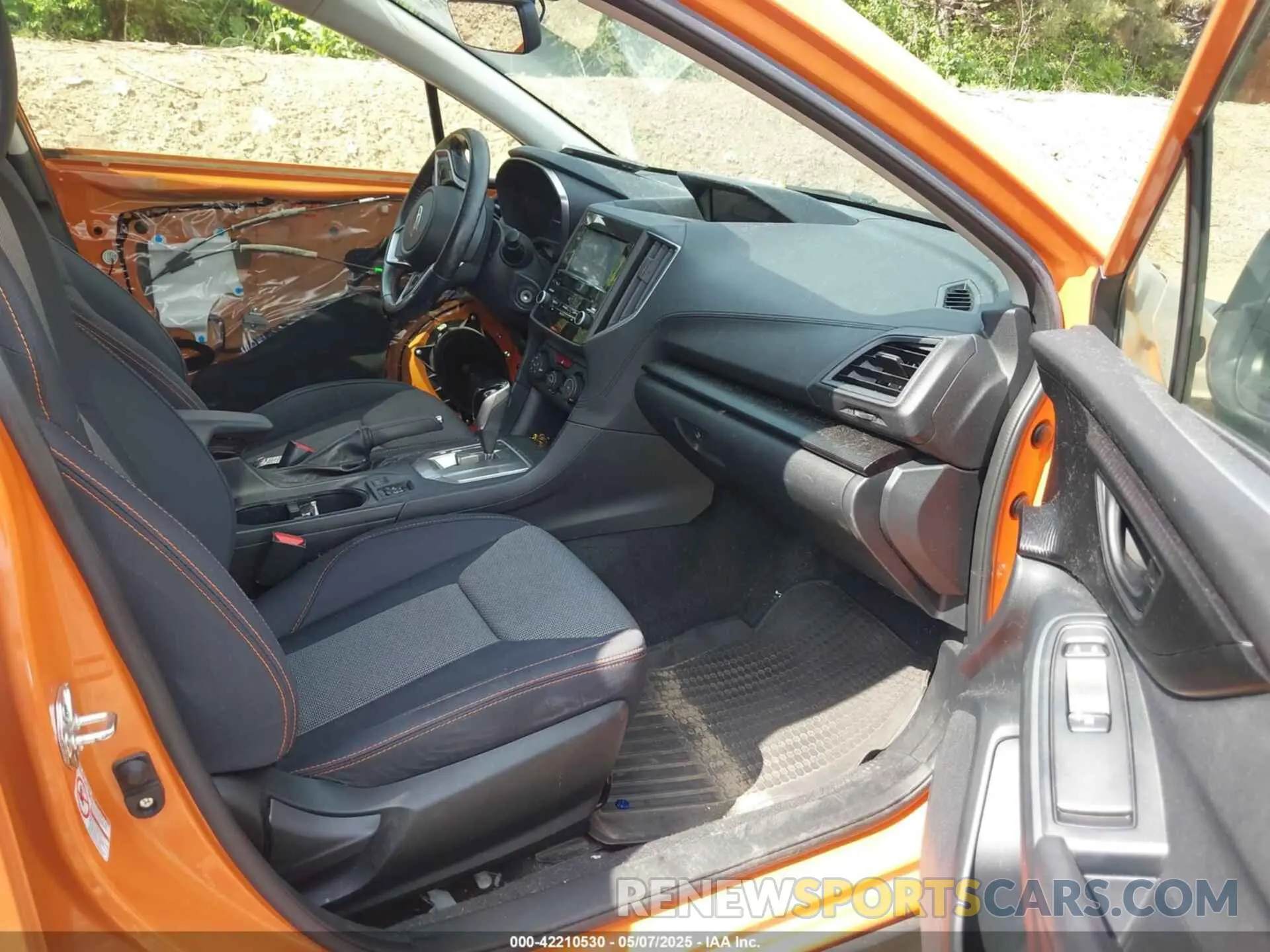 5 fotografías del automóvil dañado JF2GTAEC8KH308053 SUBARU CROSSTREK 2019