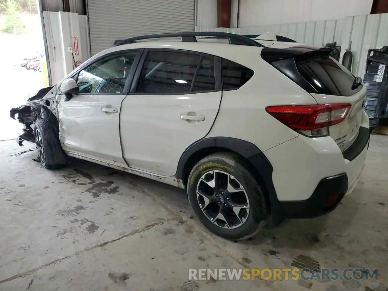 2 fotografías del automóvil dañado JF2GTAECXK8242931 SUBARU CROSSTREK 2019
