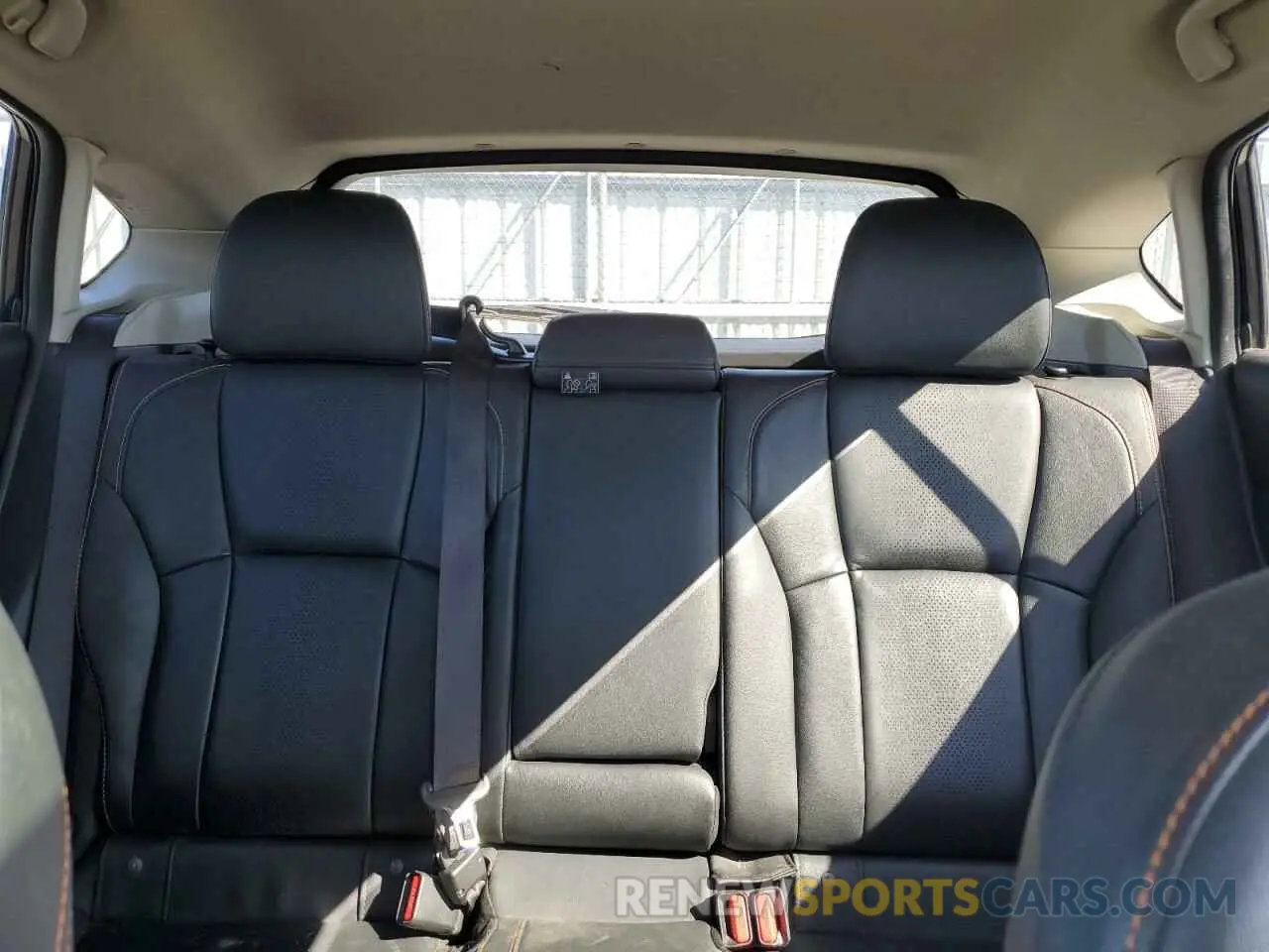 10 fotografías del automóvil dañado JF2GTALC4KH238943 SUBARU CROSSTREK 2019