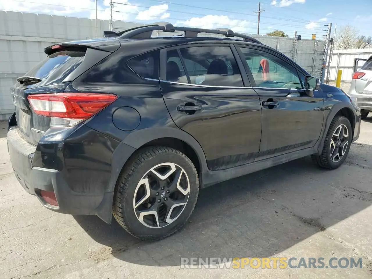 3 fotografías del automóvil dañado JF2GTAMC3K8231576 SUBARU CROSSTREK 2019
