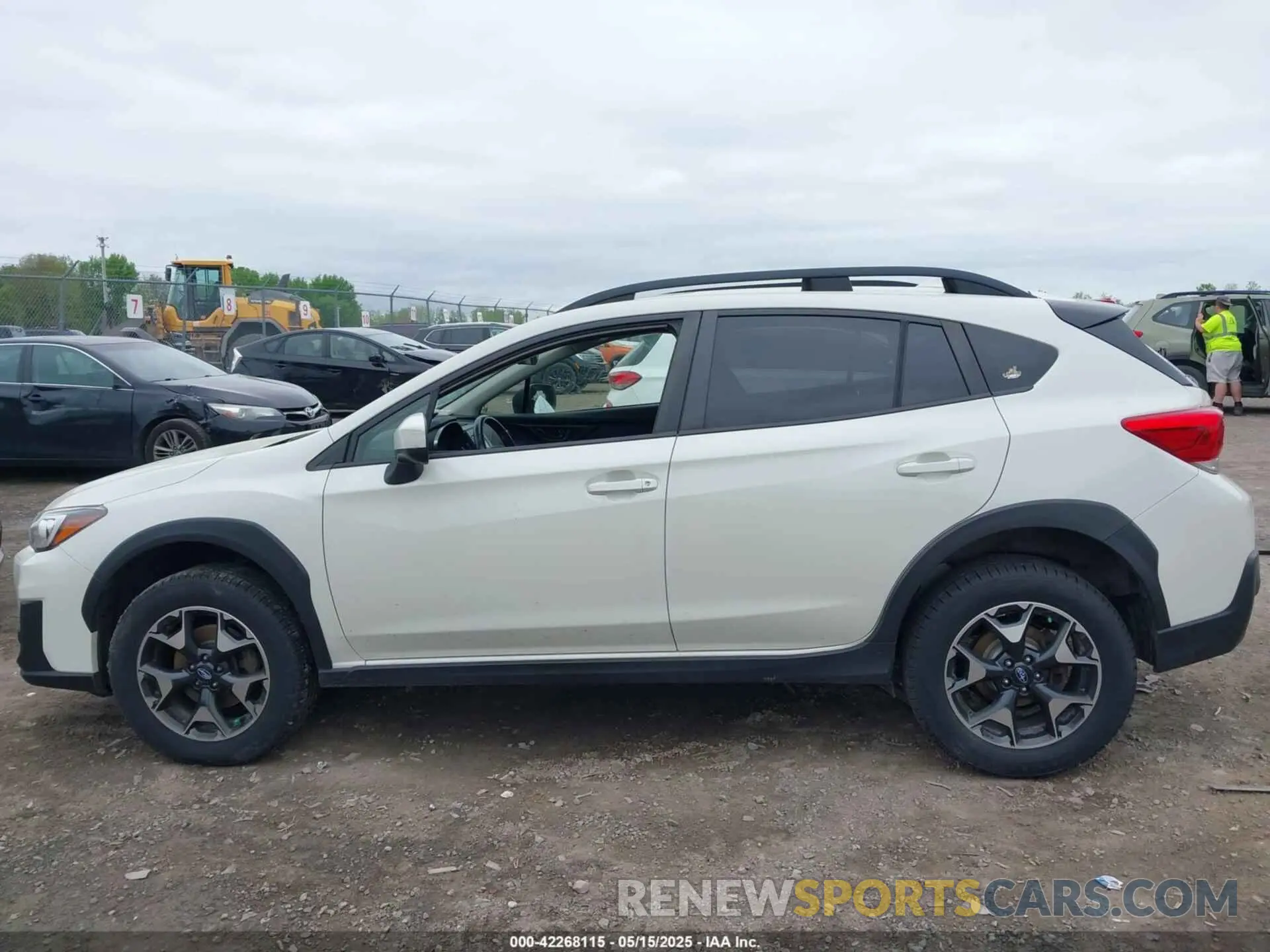 14 fotografías del automóvil dañado JF2GTAEC1L8244259 SUBARU CROSSTREK 2020
