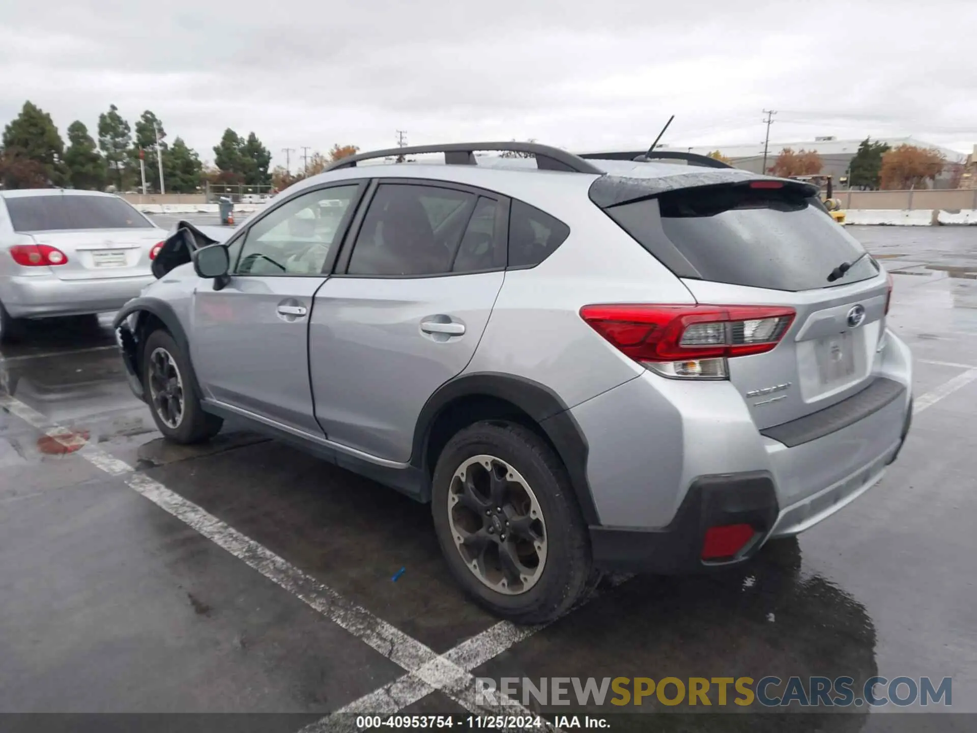 3 fotografías del automóvil dañado JF2GTABCXM8377639 SUBARU CROSSTREK 2021