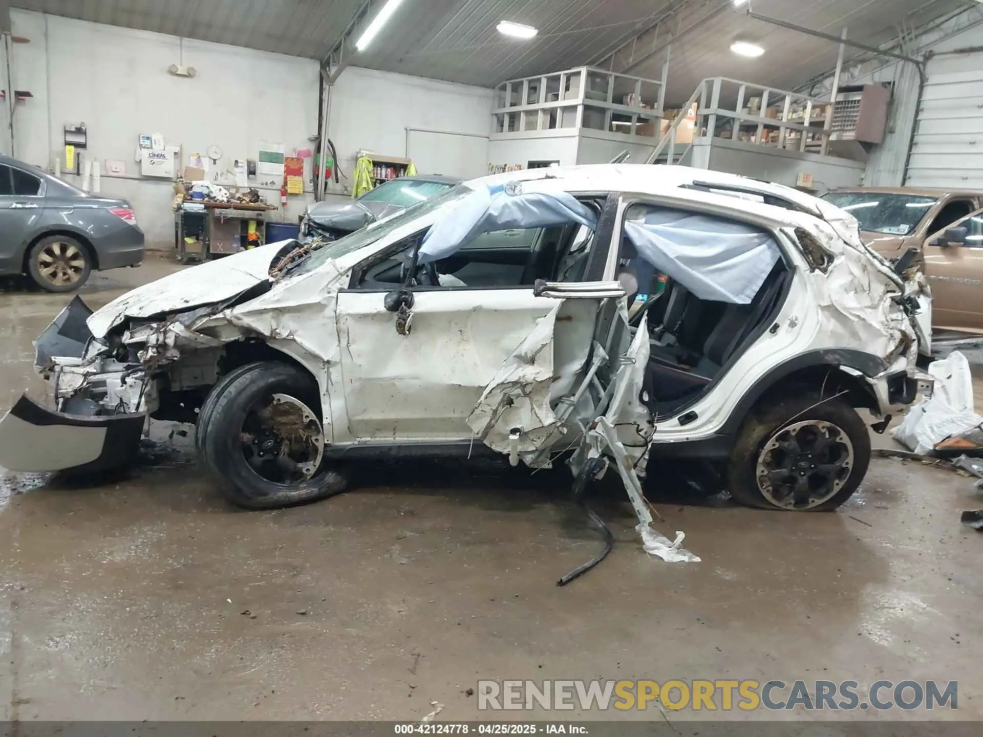 14 fotografías del automóvil dañado JF2GTAPC2M8346121 SUBARU CROSSTREK 2021