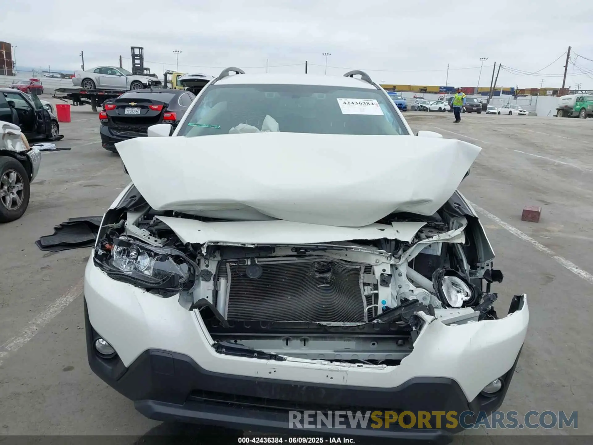 12 fotografías del automóvil dañado JF2GTAPC7M8274980 SUBARU CROSSTREK 2021