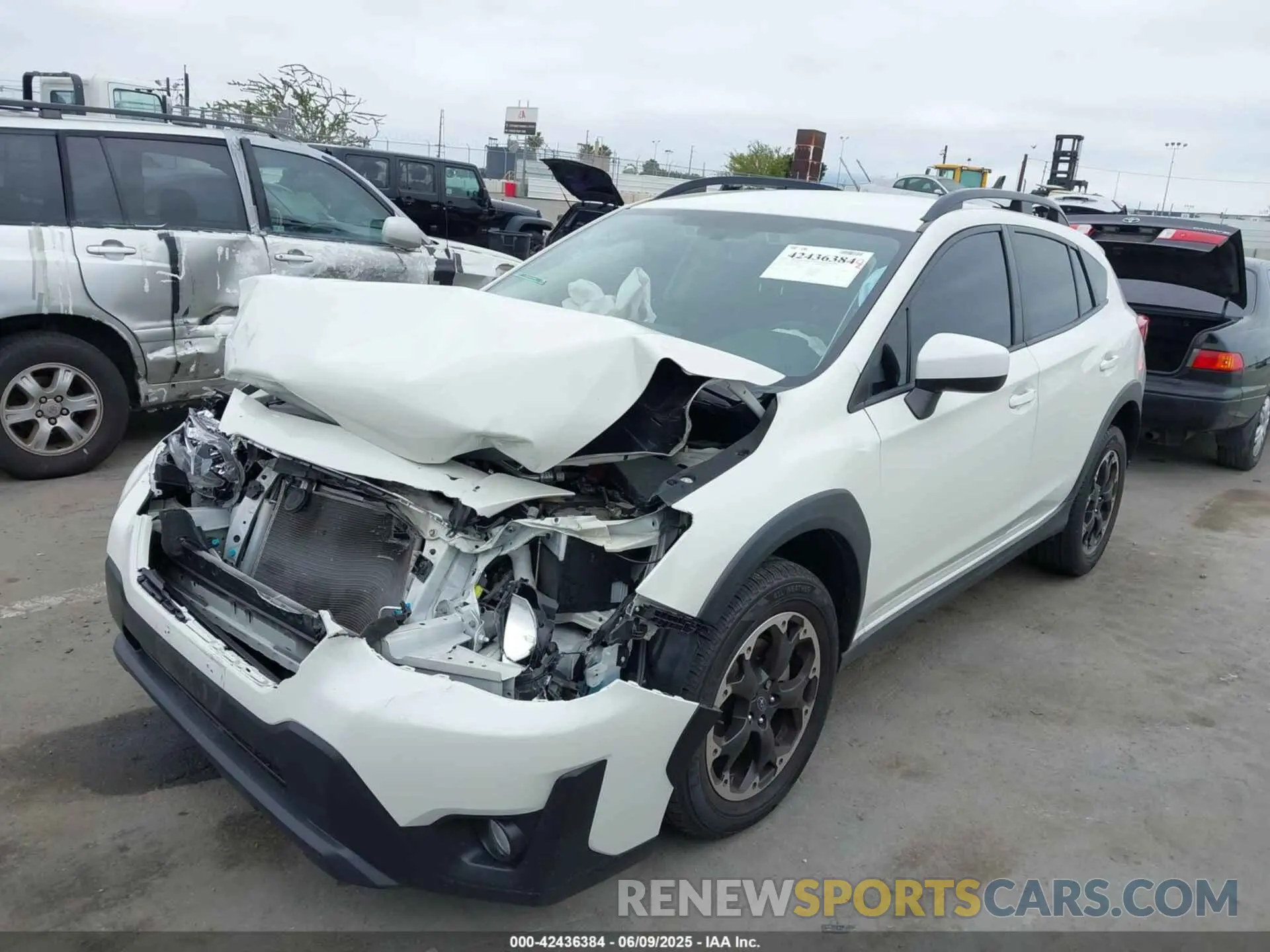 2 fotografías del automóvil dañado JF2GTAPC7M8274980 SUBARU CROSSTREK 2021