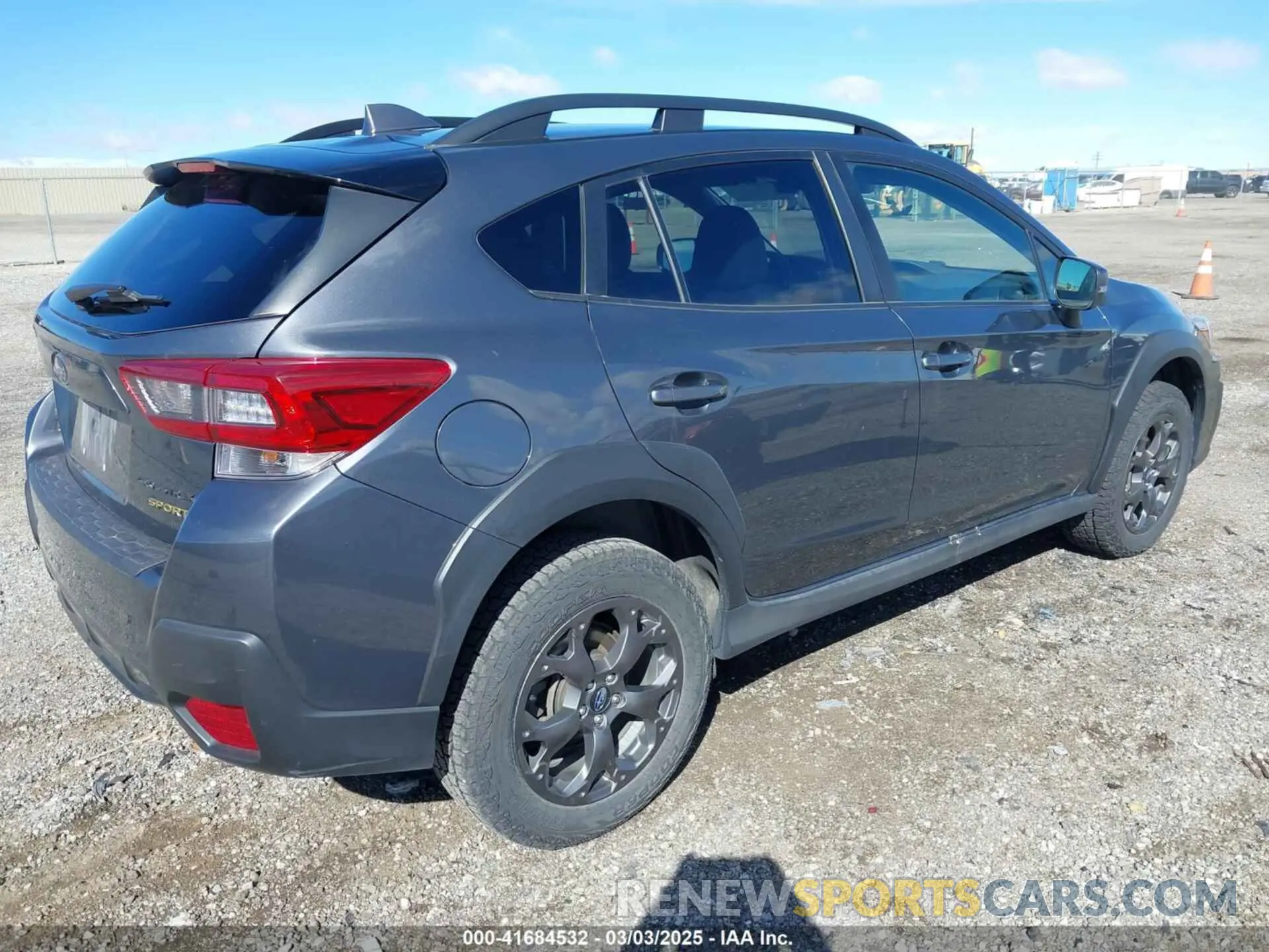 4 fotografías del automóvil dañado JF2GTHRC3MH665906 SUBARU CROSSTREK 2021