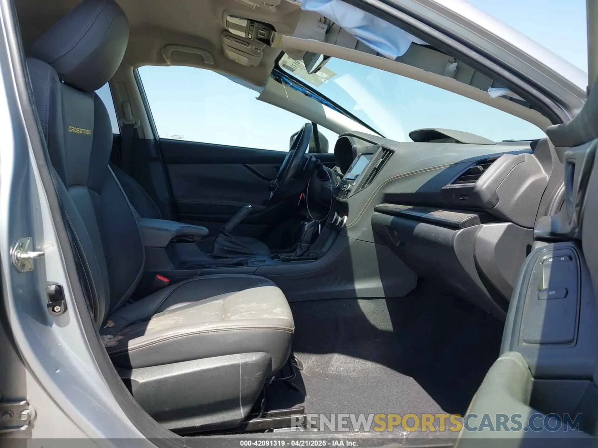 5 fotografías del automóvil dañado JF2GTHRC7MH338151 SUBARU CROSSTREK 2021