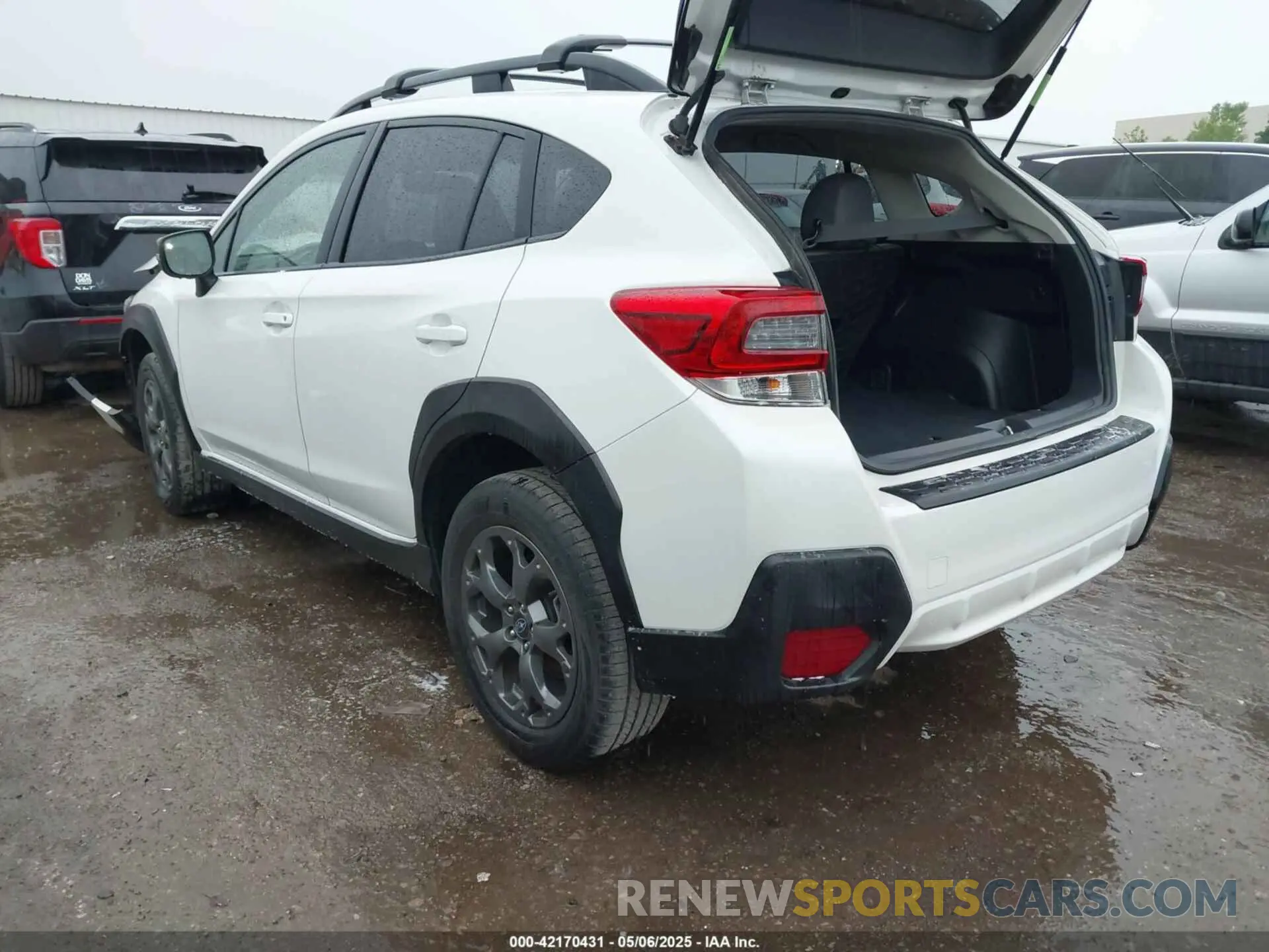 3 fotografías del automóvil dañado JF2GTHSC8MH302382 SUBARU CROSSTREK 2021