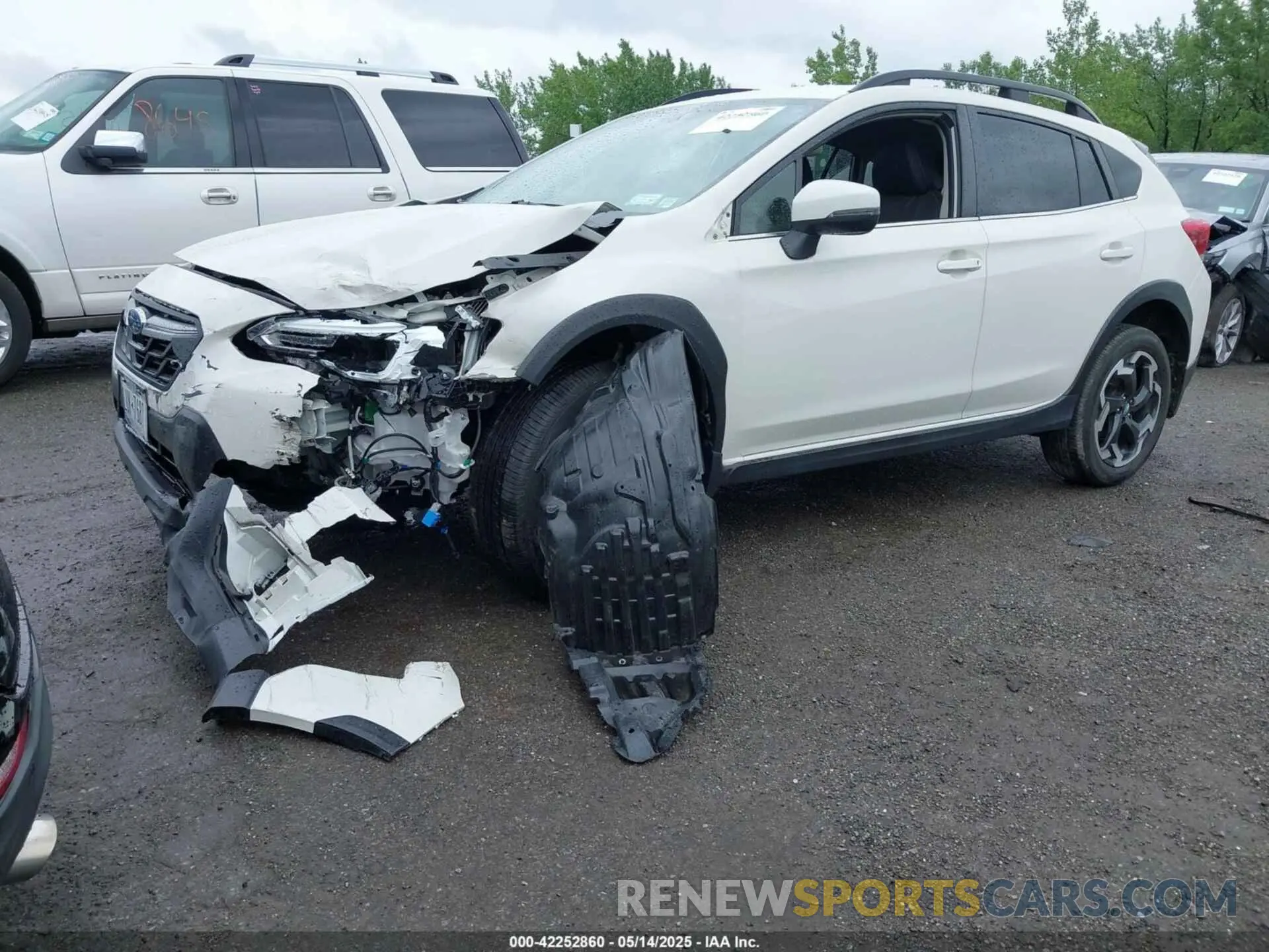 2 fotografías del automóvil dañado JF2GTHMC5N8231379 SUBARU CROSSTREK 2022