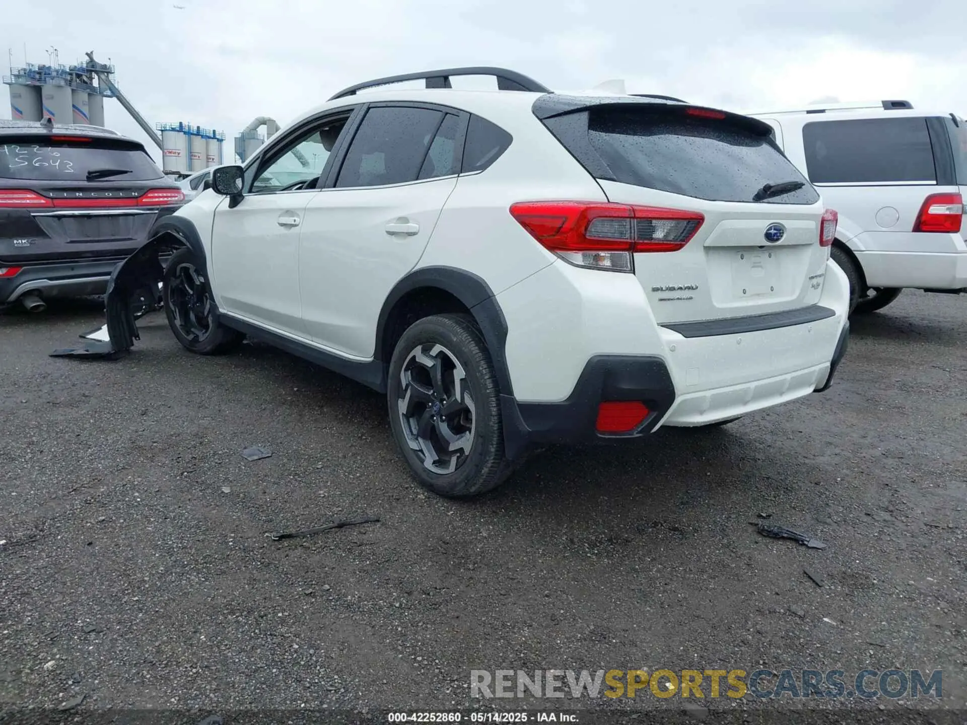 3 fotografías del automóvil dañado JF2GTHMC5N8231379 SUBARU CROSSTREK 2022