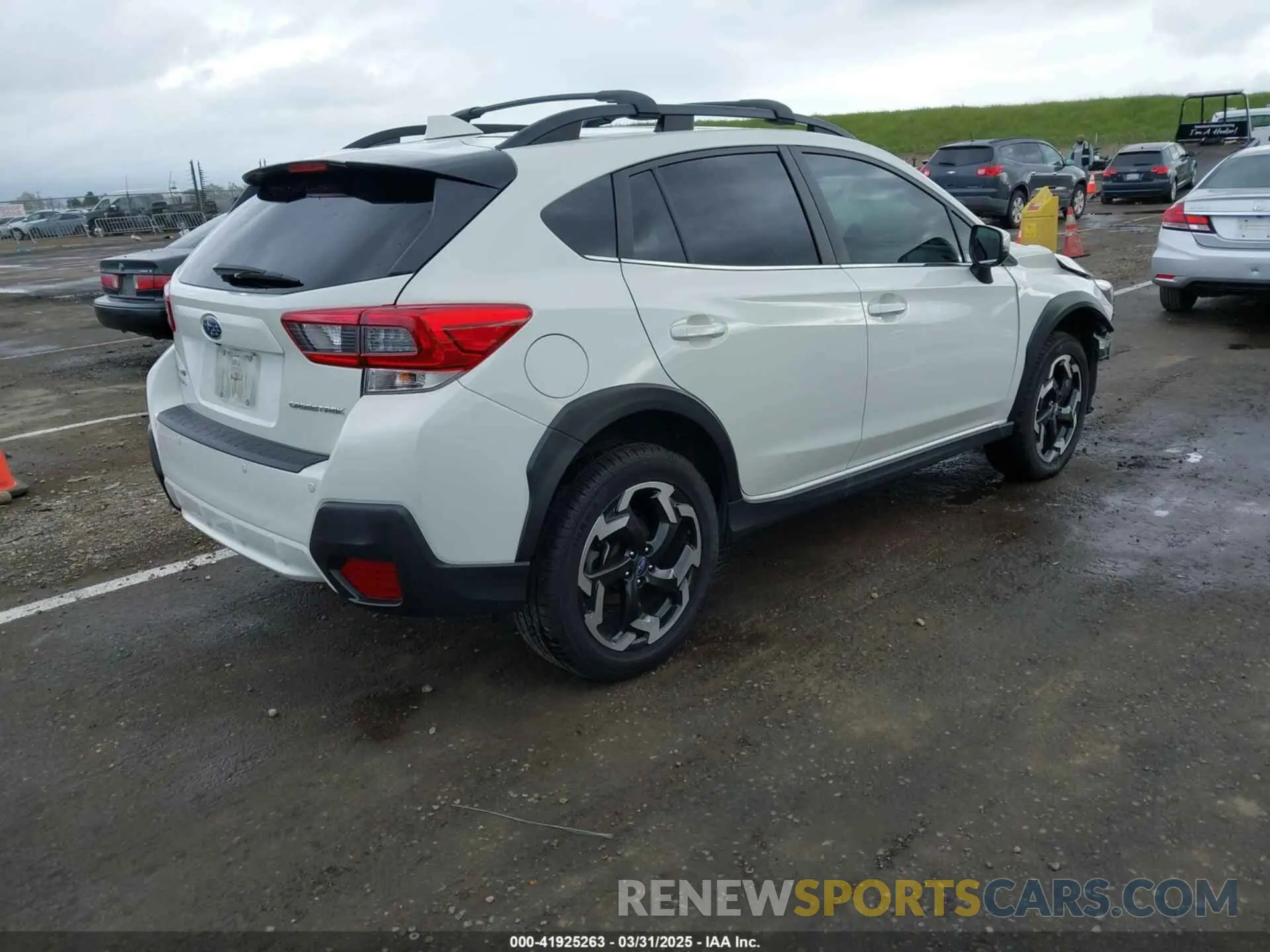 4 fotografías del automóvil dañado JF2GTHMC5N8285880 SUBARU CROSSTREK 2022