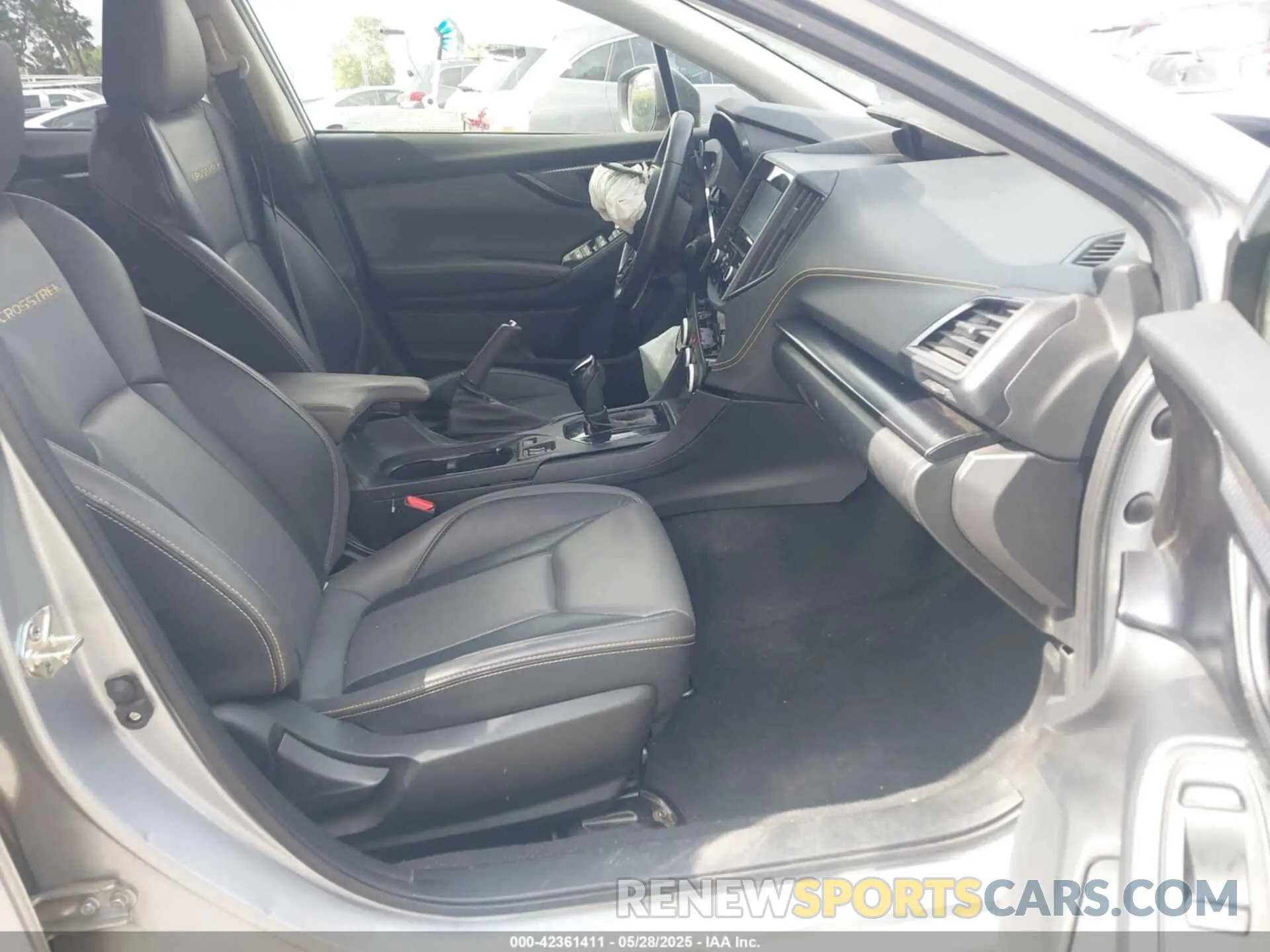 5 fotografías del automóvil dañado JF2GTHRC2NH284467 SUBARU CROSSTREK 2022