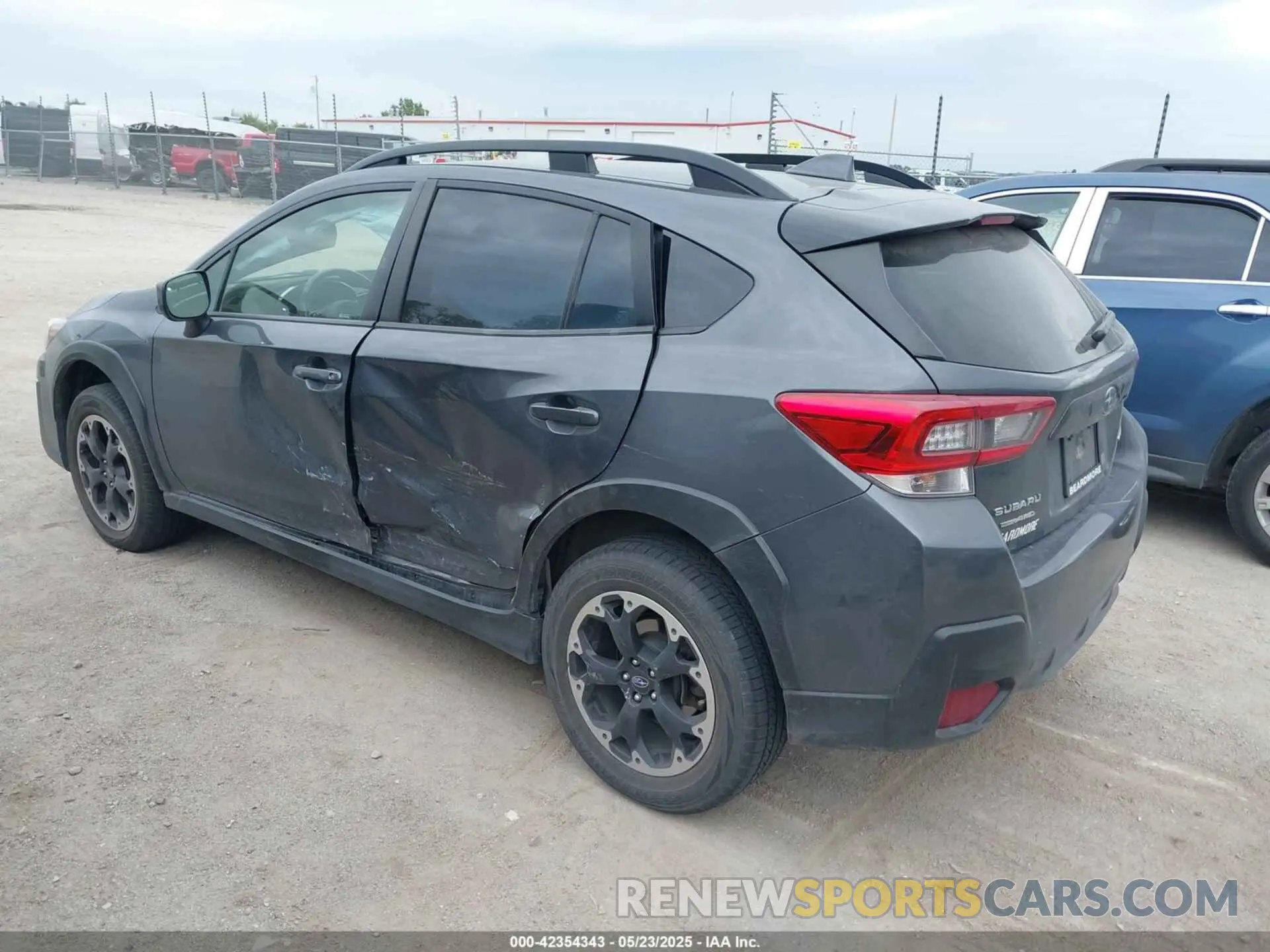 3 fotografías del automóvil dañado JF2GTAEC5PH263564 SUBARU CROSSTREK 2023