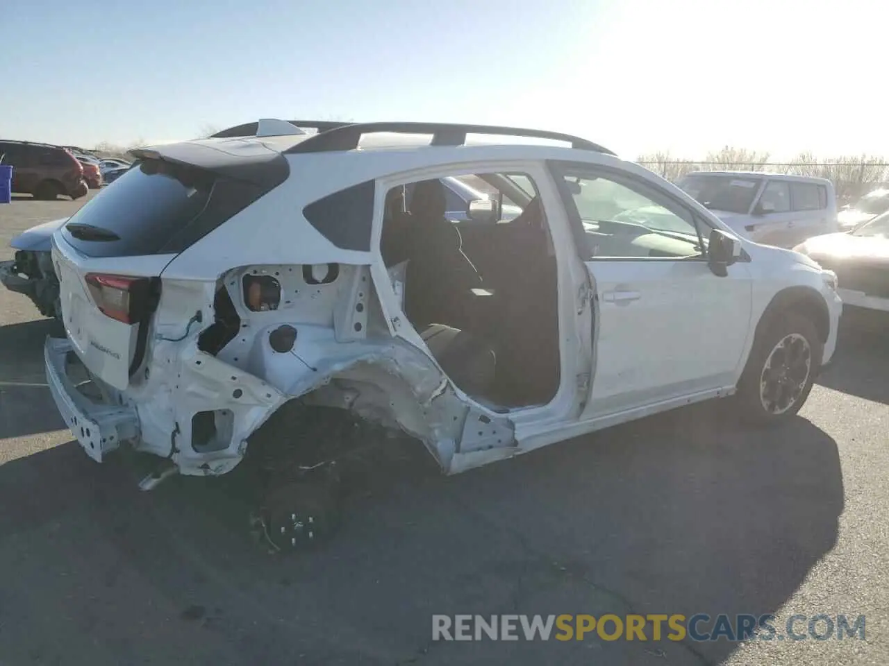 3 fotografías del automóvil dañado JF2GTAECXP8313679 SUBARU CROSSTREK 2023
