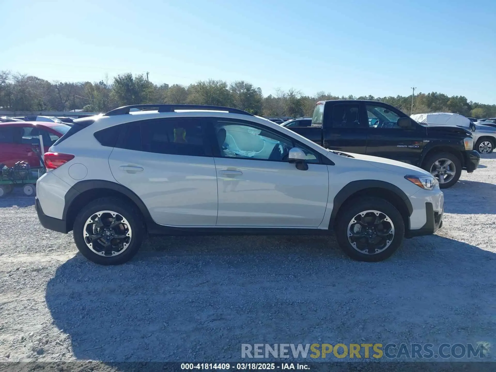 13 fotografías del automóvil dañado JF2GTAPC3P8279047 SUBARU CROSSTREK 2023