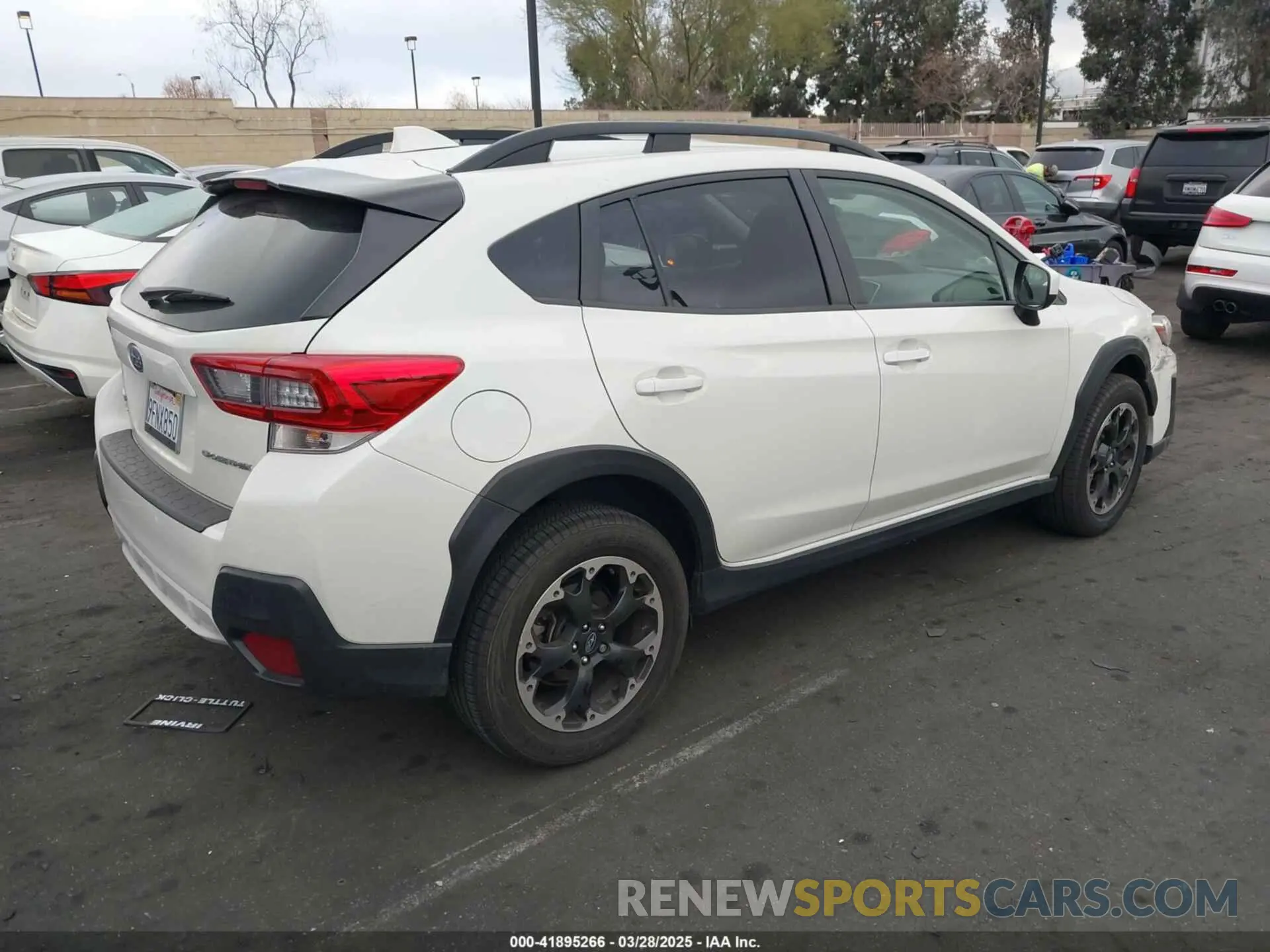 4 fotografías del automóvil dañado JF2GTAPC9P8327358 SUBARU CROSSTREK 2023