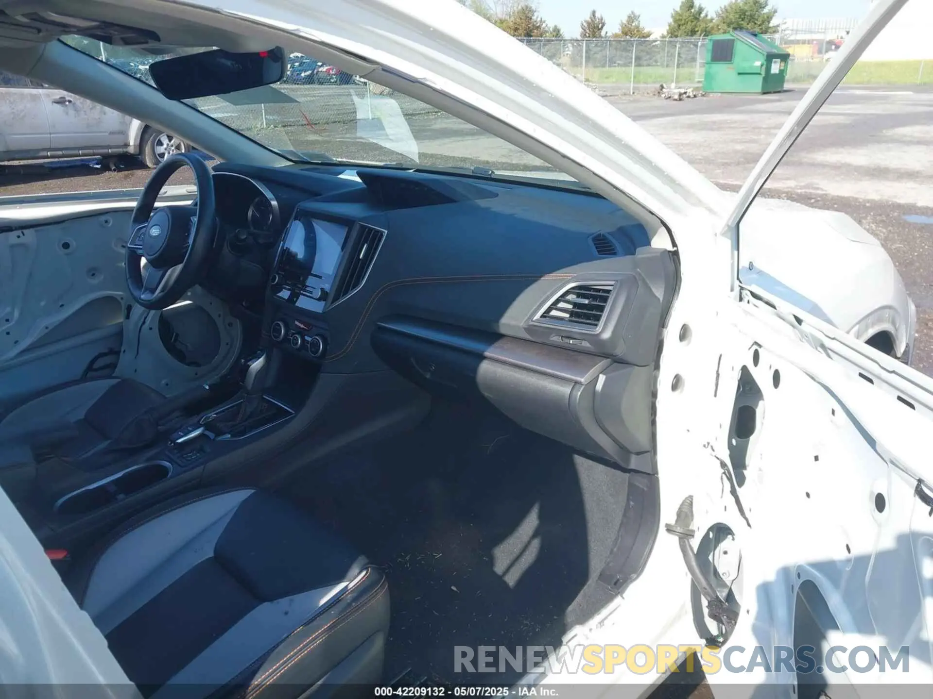 5 fotografías del automóvil dañado JF2GTHMC1PH272563 SUBARU CROSSTREK 2023