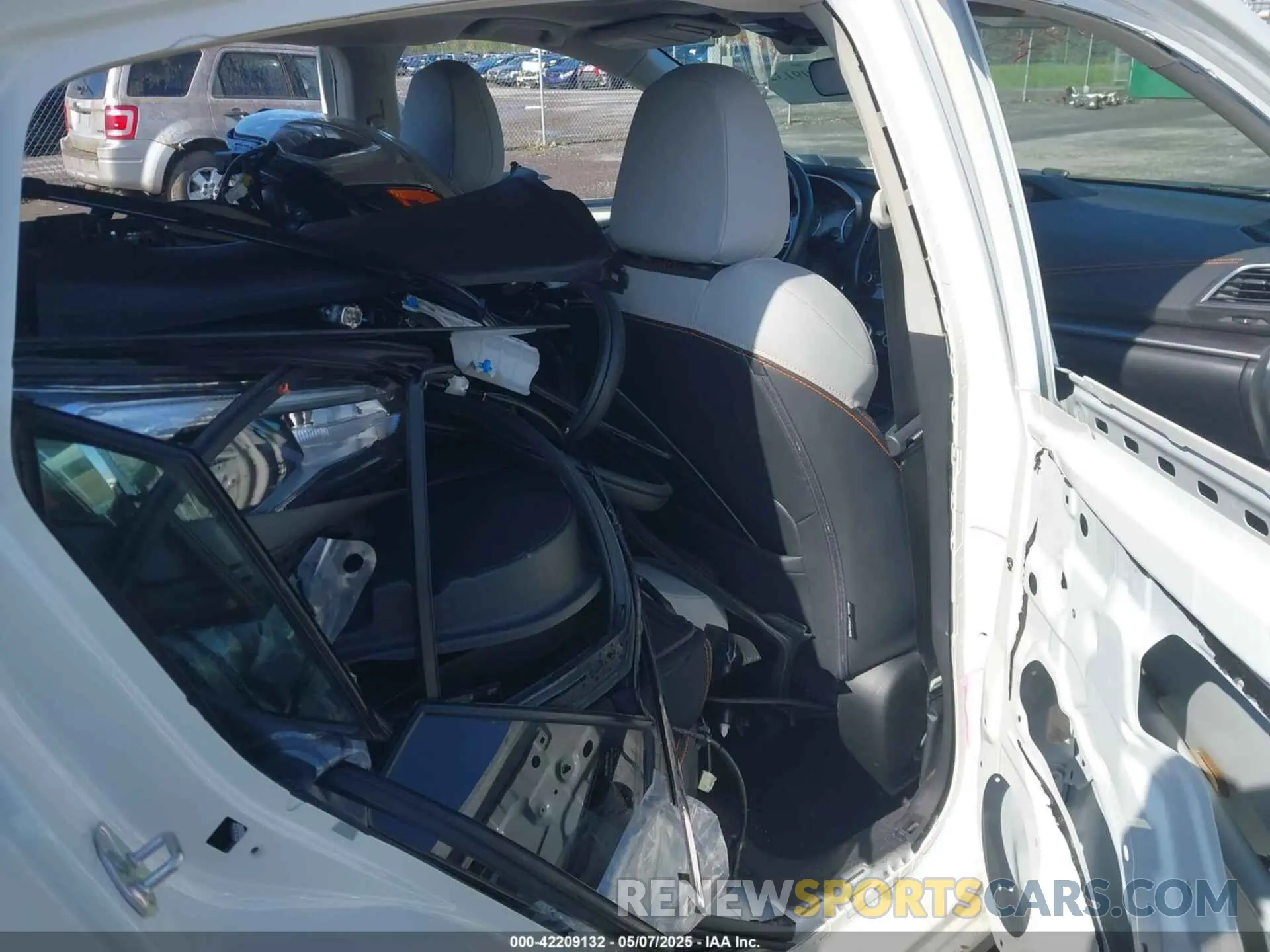 8 fotografías del automóvil dañado JF2GTHMC1PH272563 SUBARU CROSSTREK 2023