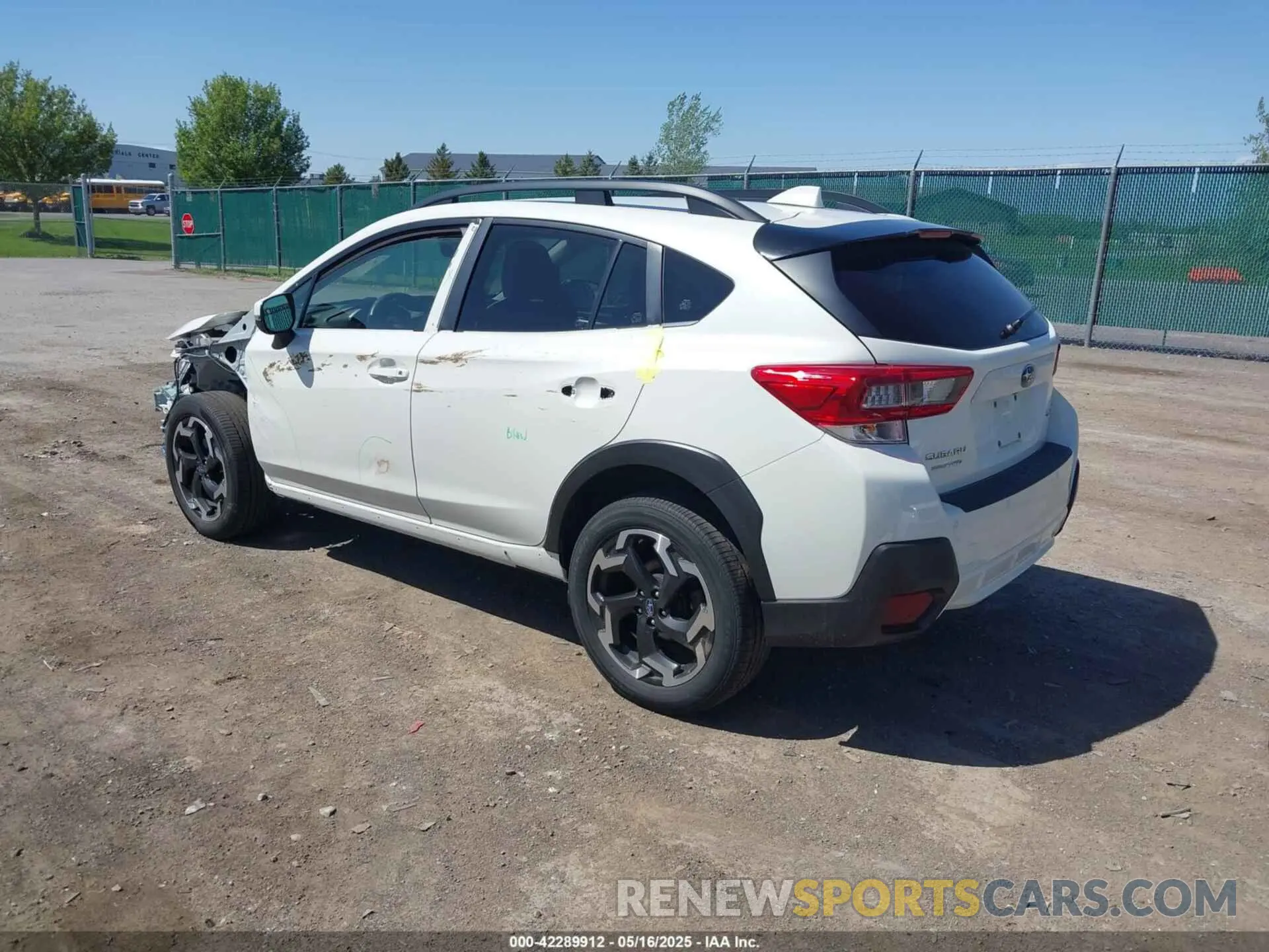 3 fotografías del automóvil dañado JF2GTHMC6PH314922 SUBARU CROSSTREK 2023
