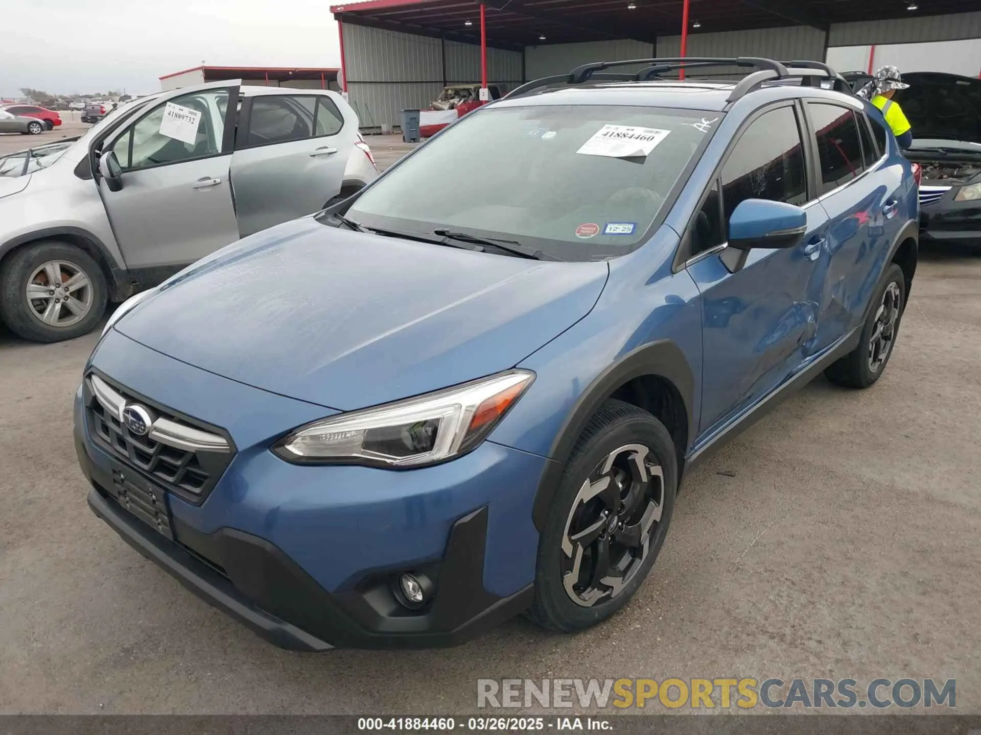2 fotografías del automóvil dañado JF2GTHNC2PH254734 SUBARU CROSSTREK 2023