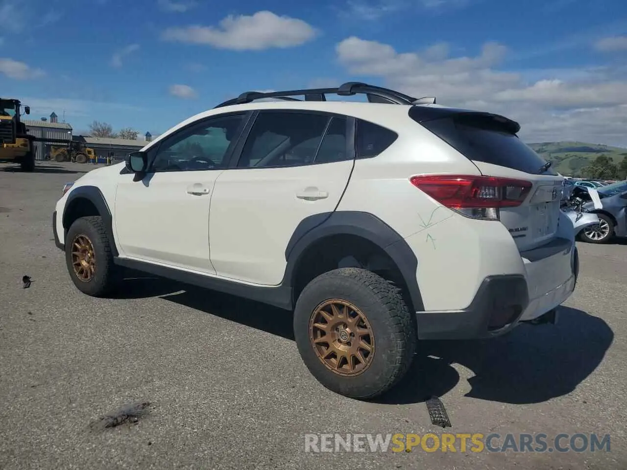 2 fotografías del automóvil dañado JF2GTHRC0PH224142 SUBARU CROSSTREK 2023