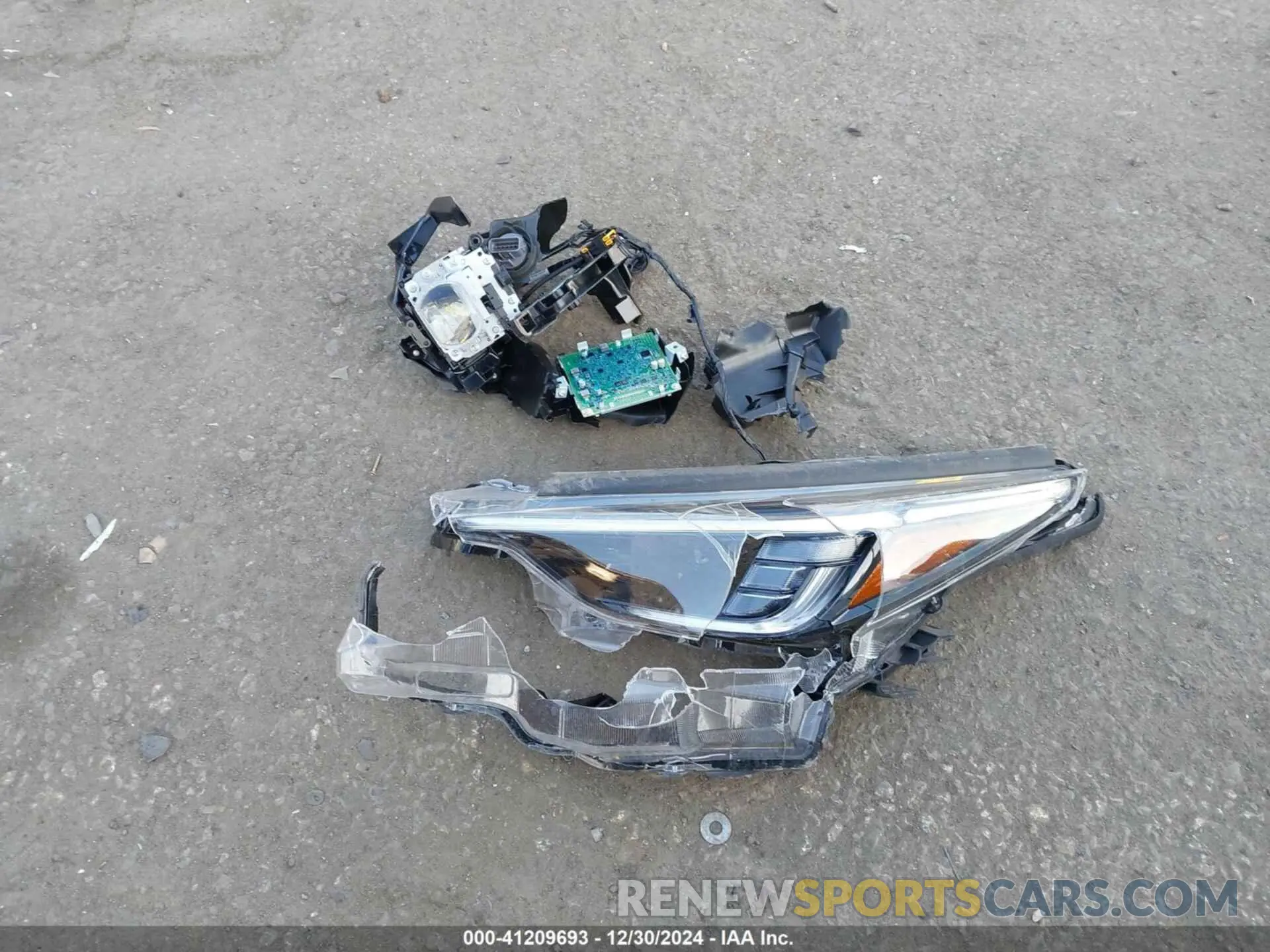 12 fotografías del automóvil dañado 4S4GUHF61R3702770 SUBARU CROSSTREK 2024