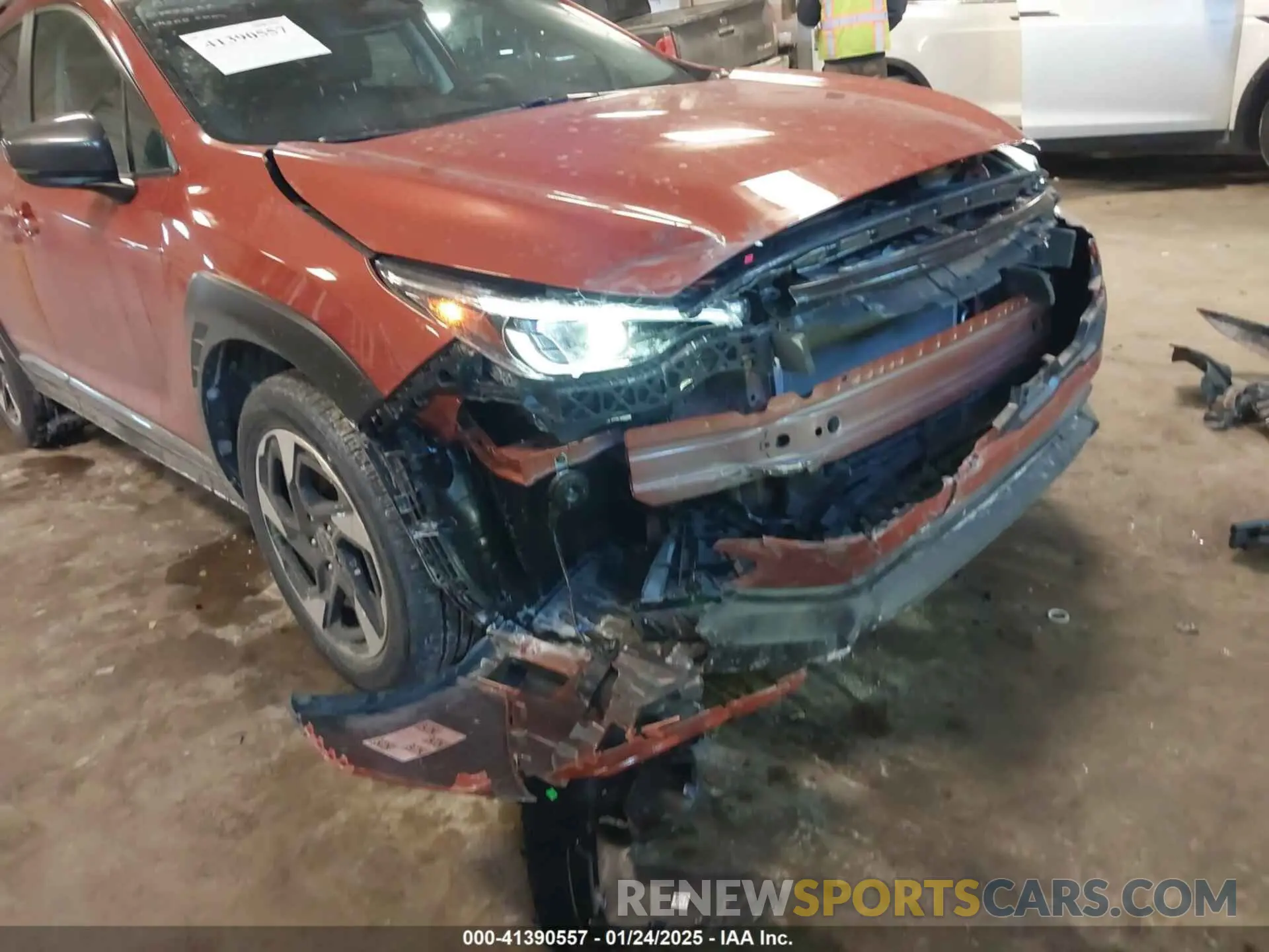 17 fotografías del automóvil dañado 4S4GUHL69R3722785 SUBARU CROSSTREK 2024