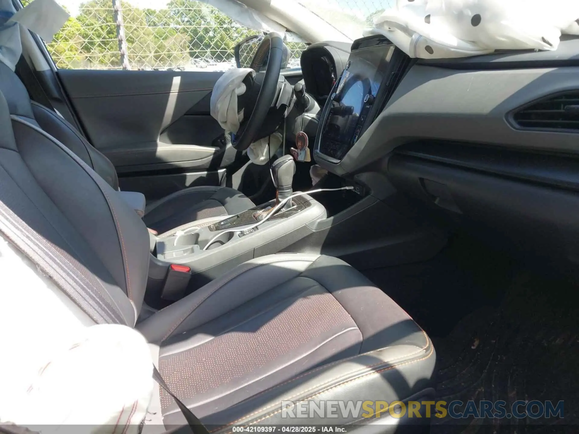 5 fotografías del automóvil dañado 4S4GUHL6XR3774555 SUBARU CROSSTREK 2024