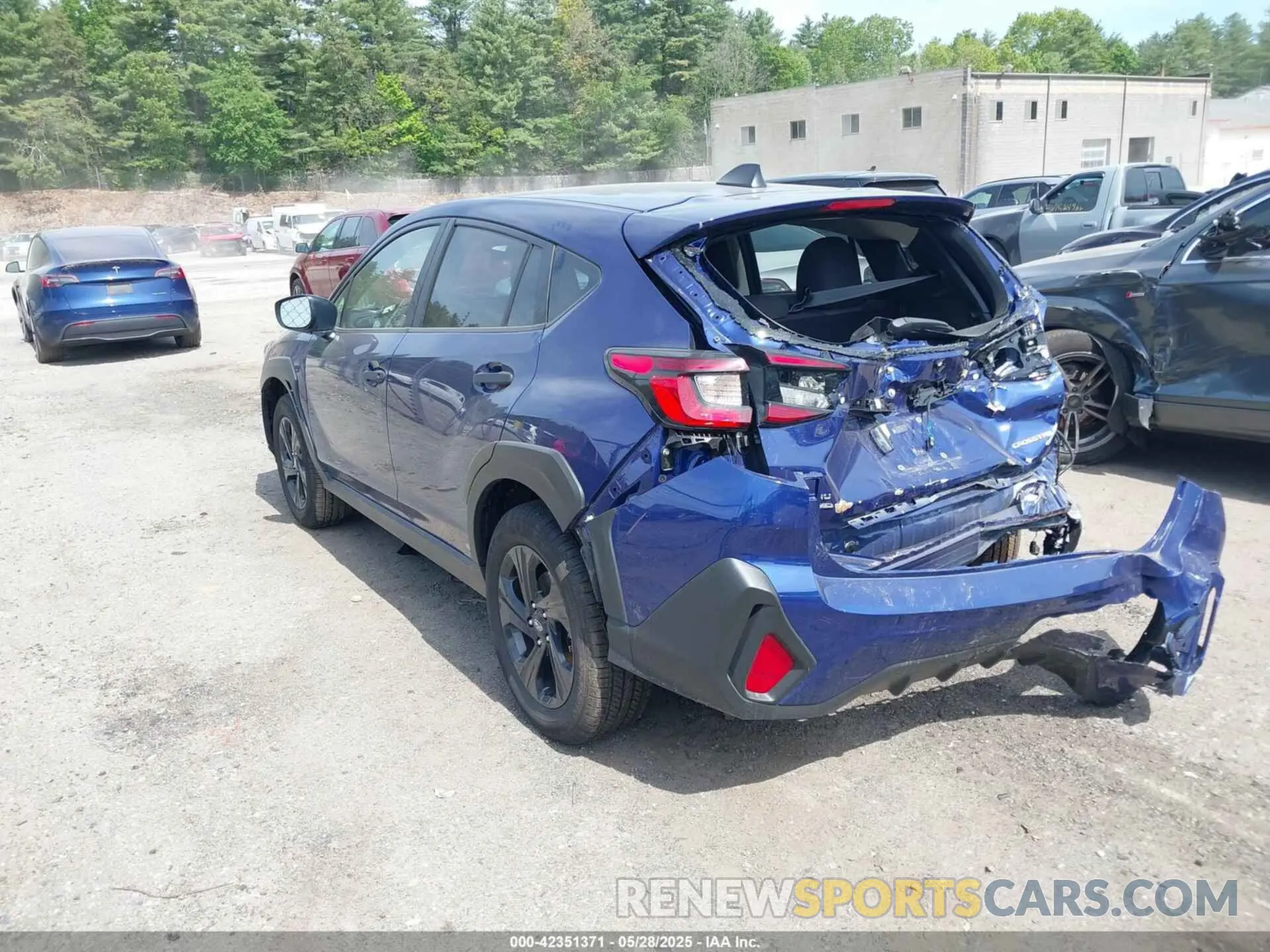 3 fotografías del automóvil dañado JF2GUABC0R8908495 SUBARU CROSSTREK 2024