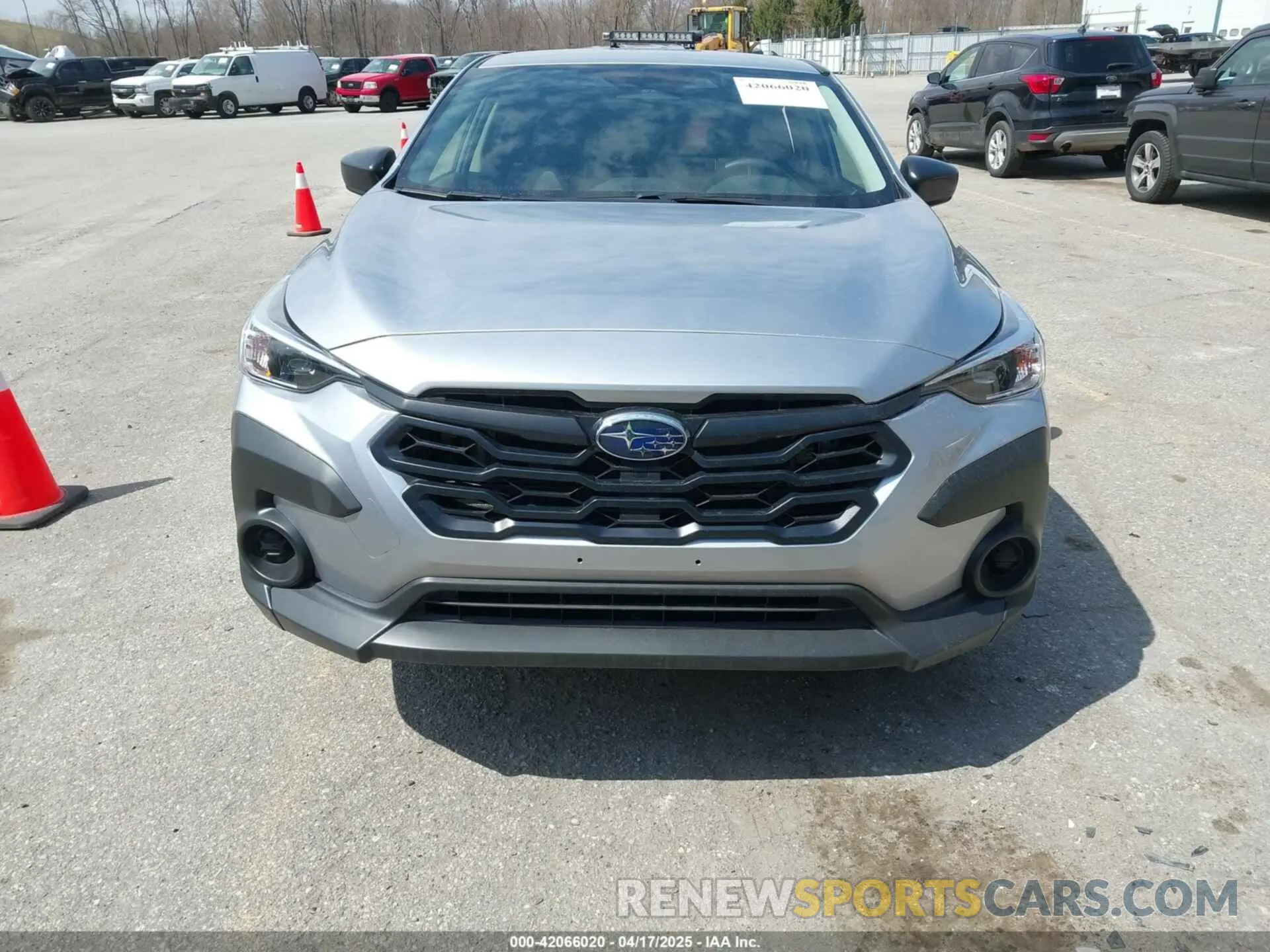 12 fotografías del automóvil dañado JF2GUABC1R8904603 SUBARU CROSSTREK 2024
