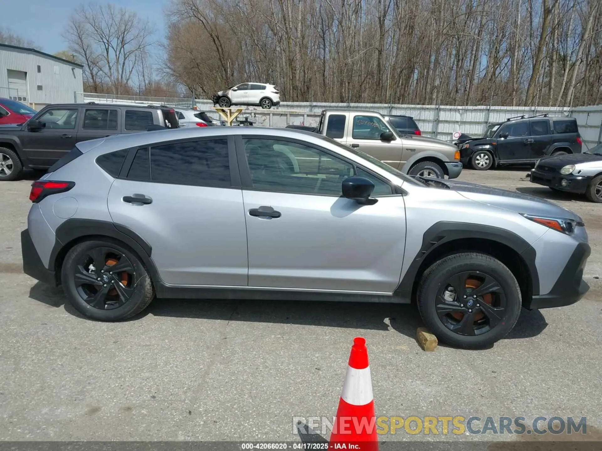 13 fotografías del automóvil dañado JF2GUABC1R8904603 SUBARU CROSSTREK 2024