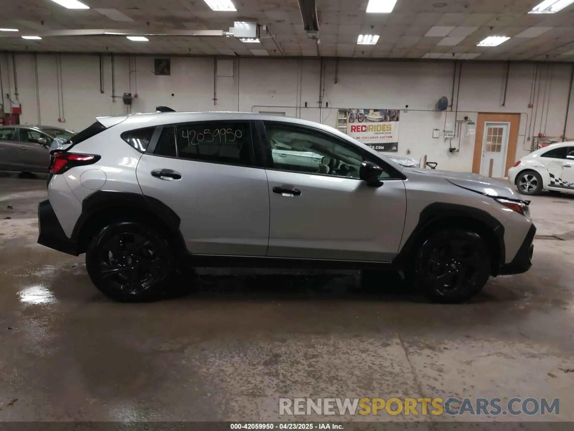 14 fotografías del automóvil dañado JF2GUABC4R8344057 SUBARU CROSSTREK 2024
