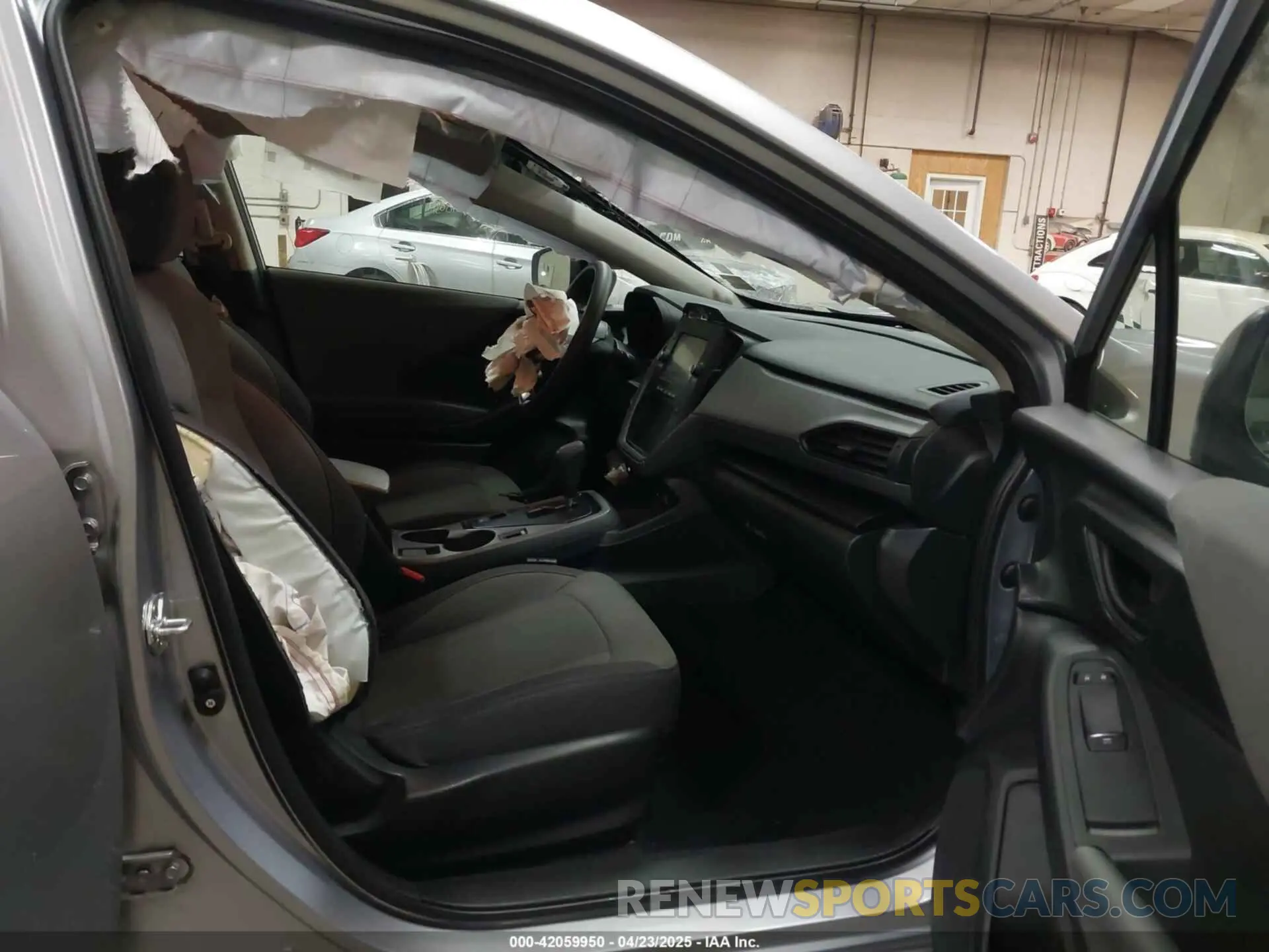 5 fotografías del automóvil dañado JF2GUABC4R8344057 SUBARU CROSSTREK 2024