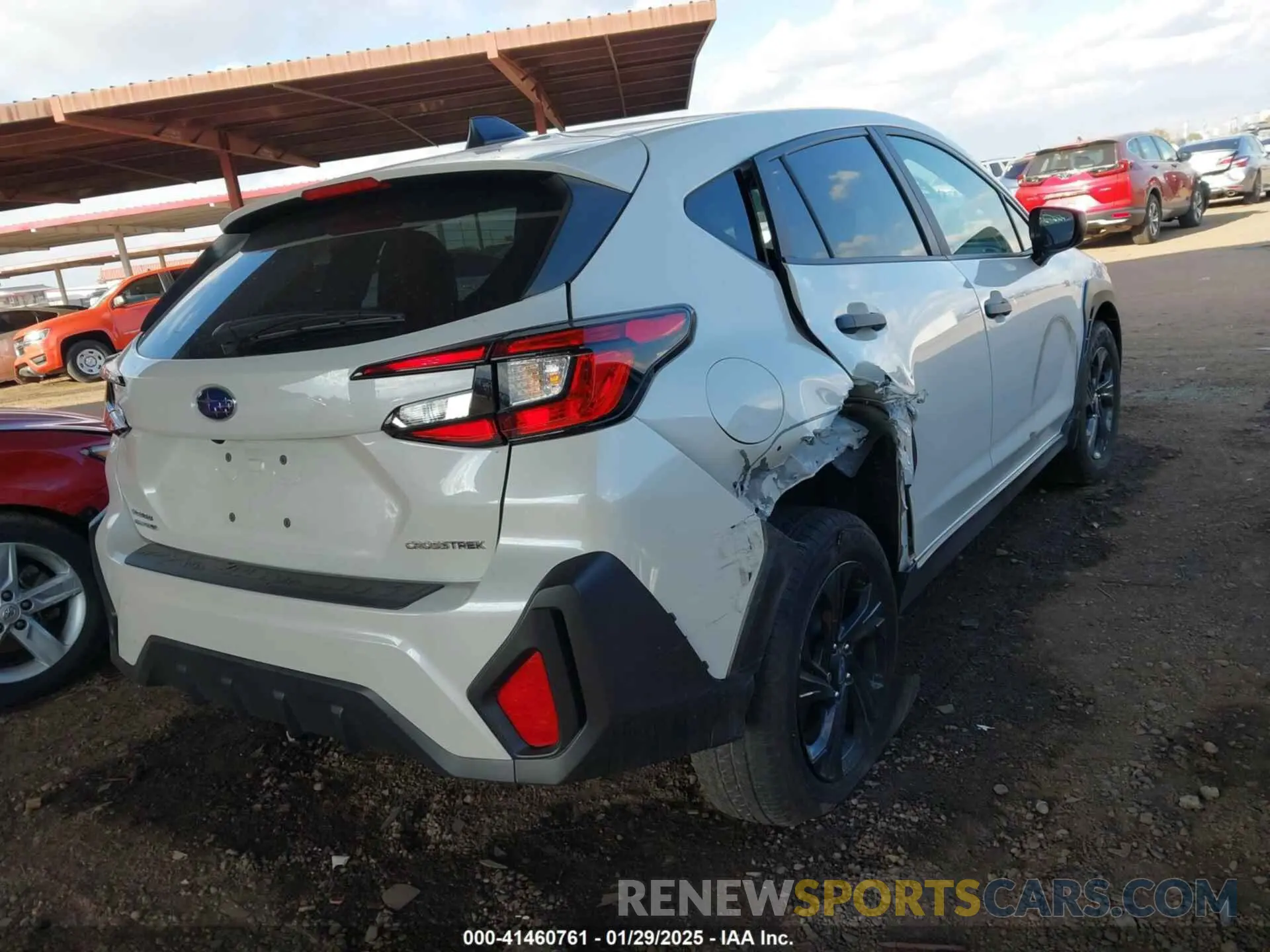 4 fotografías del automóvil dañado JF2GUABC7R8362102 SUBARU CROSSTREK 2024
