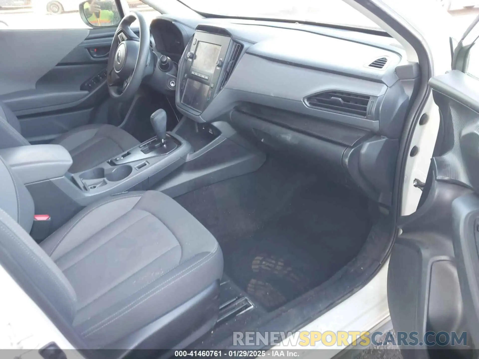 5 fotografías del automóvil dañado JF2GUABC7R8362102 SUBARU CROSSTREK 2024