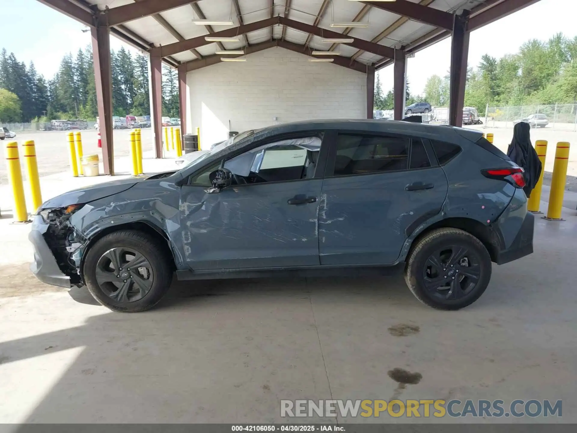 14 fotografías del automóvil dañado JF2GUABCXRH396891 SUBARU CROSSTREK 2024