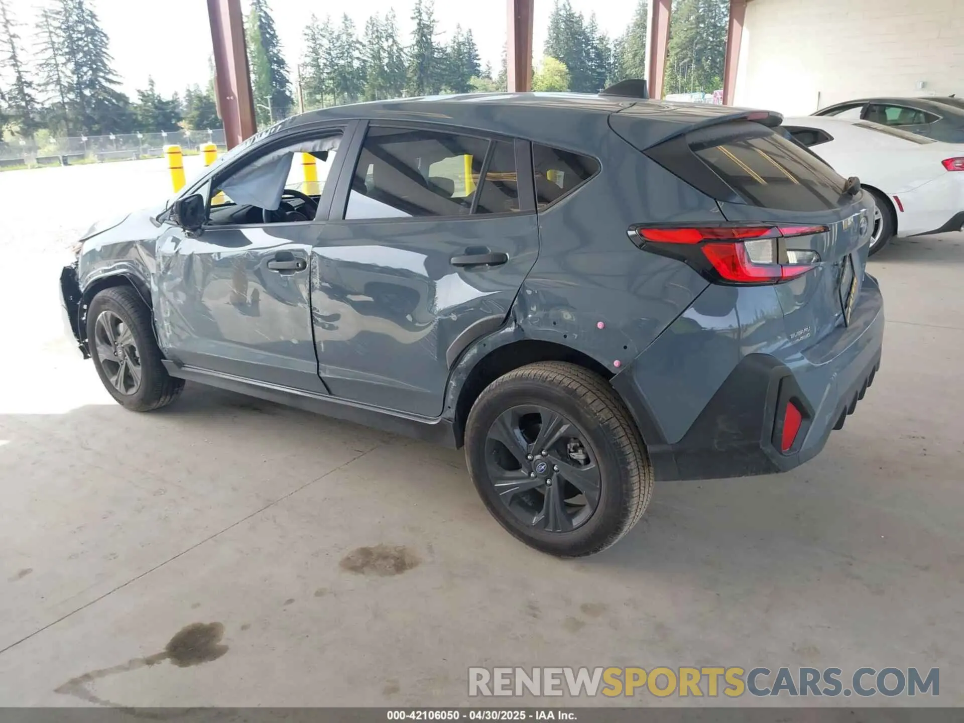 3 fotografías del automóvil dañado JF2GUABCXRH396891 SUBARU CROSSTREK 2024